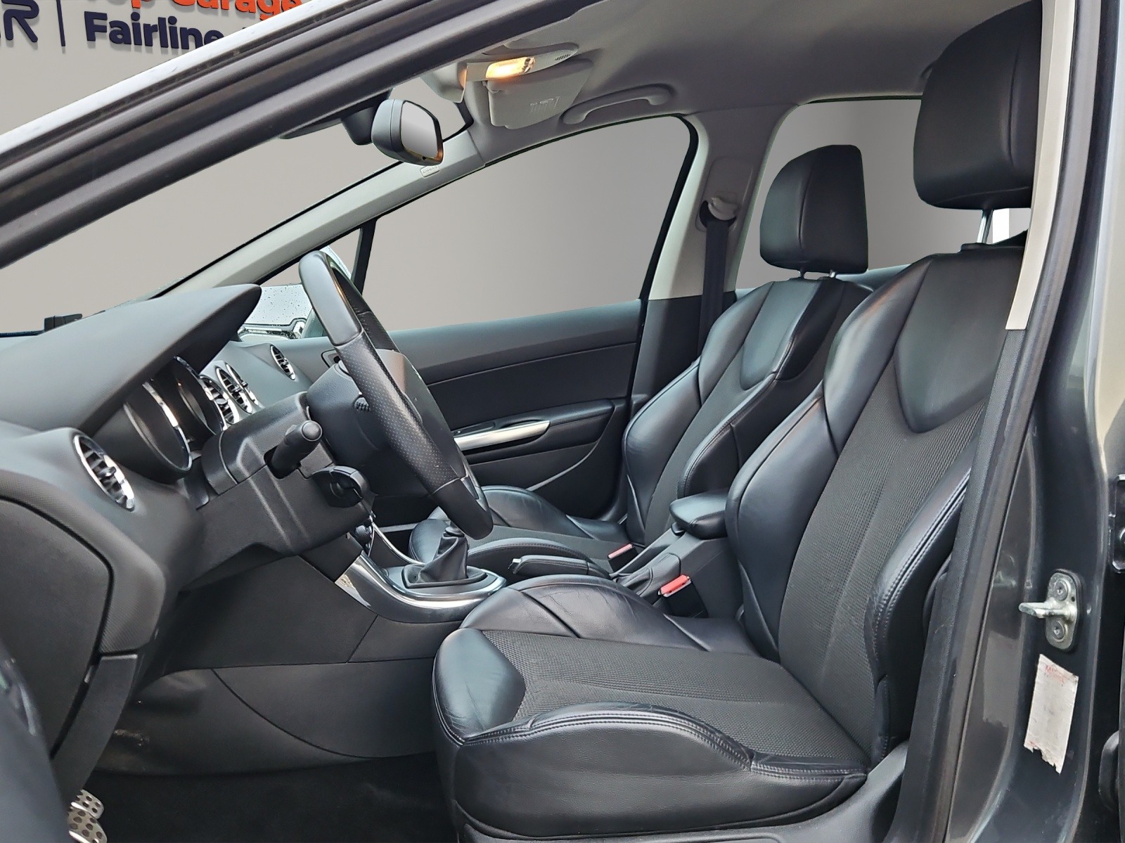 PEUGEOT 308 1.6 16V T GTi-image-8