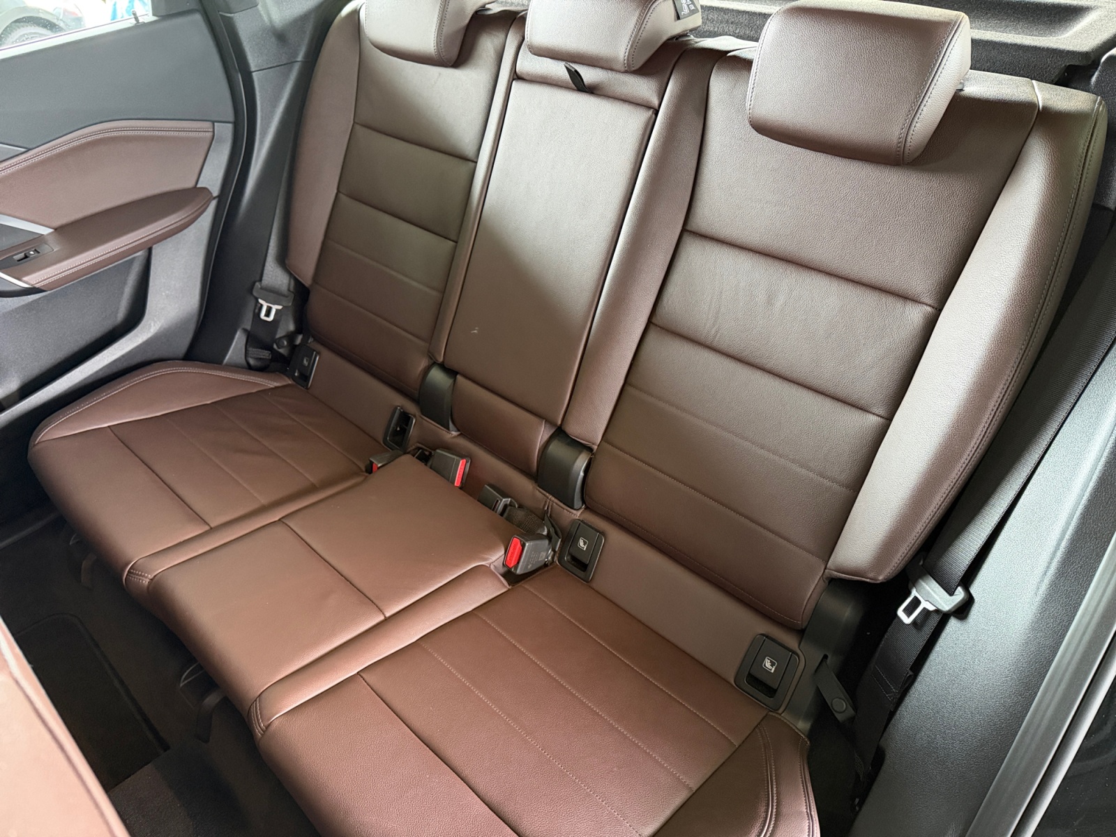 BMW X1 23i xDrive paddles-image-12