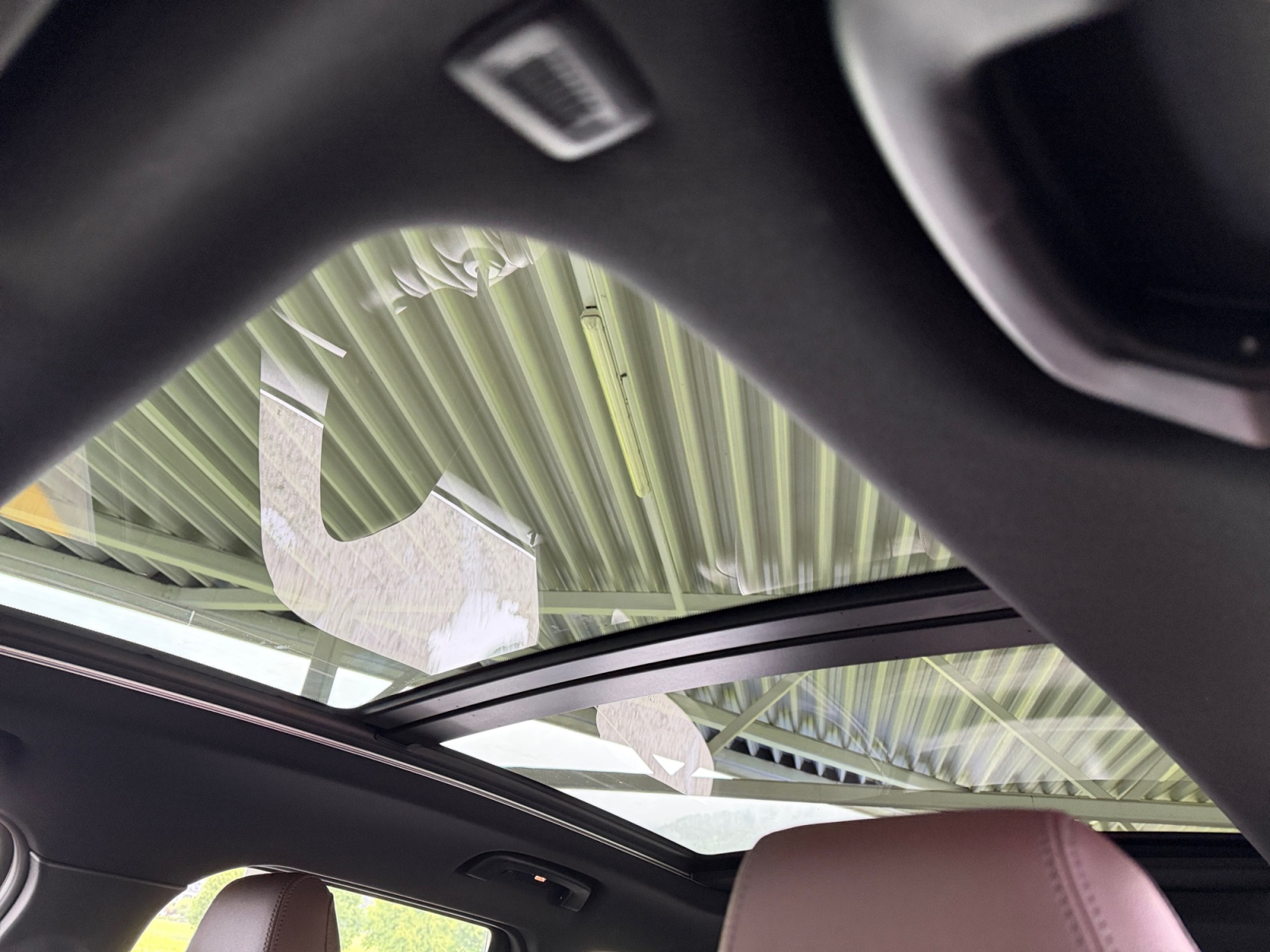 BMW X1 23i xDrive paddles-image-14
