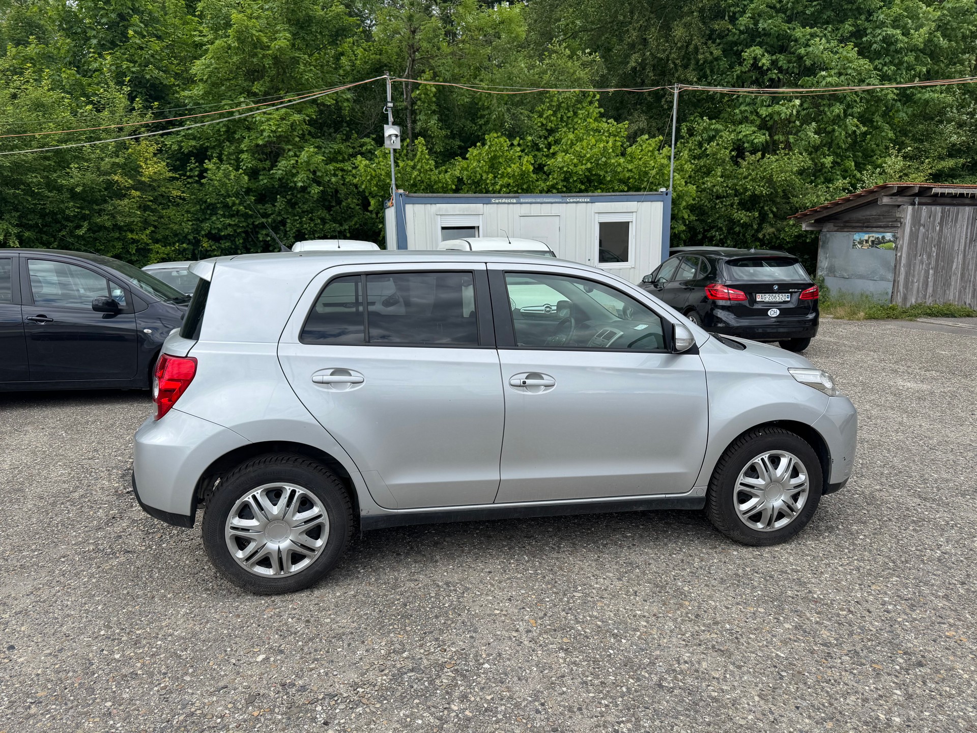 TOYOTA UrbanCruiser 1.4 D-4D Linea Sol 4WD-image-4