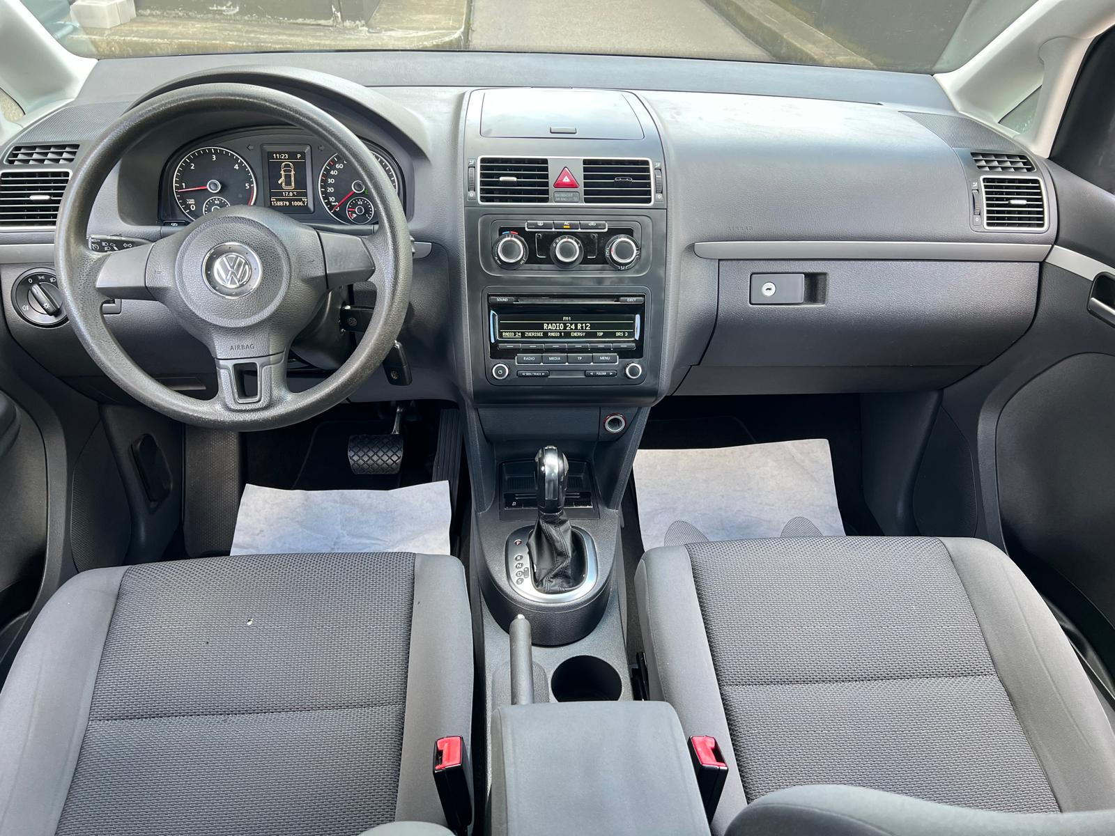VW Touran 1.6 TDI Comfortline DSG-image-8