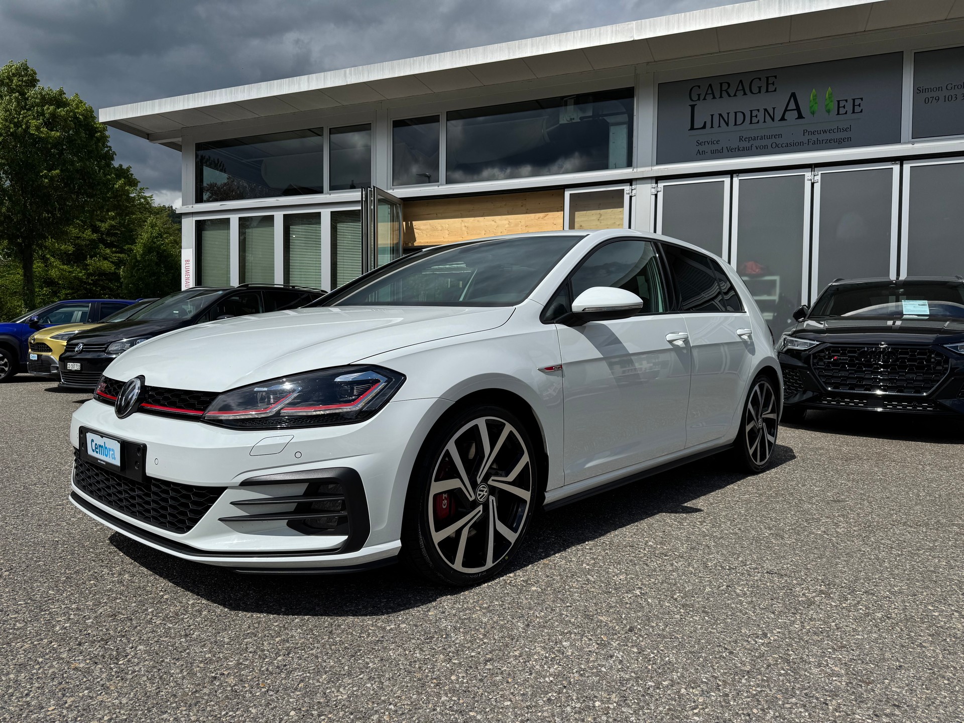 VW Golf 2.0 TSI GTI Performance DSG-showroom-element-2