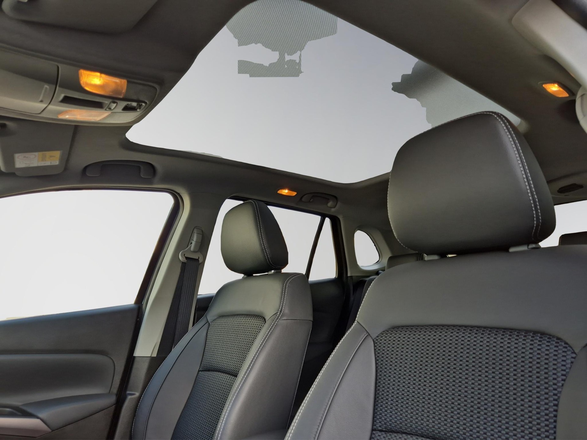 SUZUKI S-Cross 1.5 Piz Sulai Top Hybrid 4x4-image-20