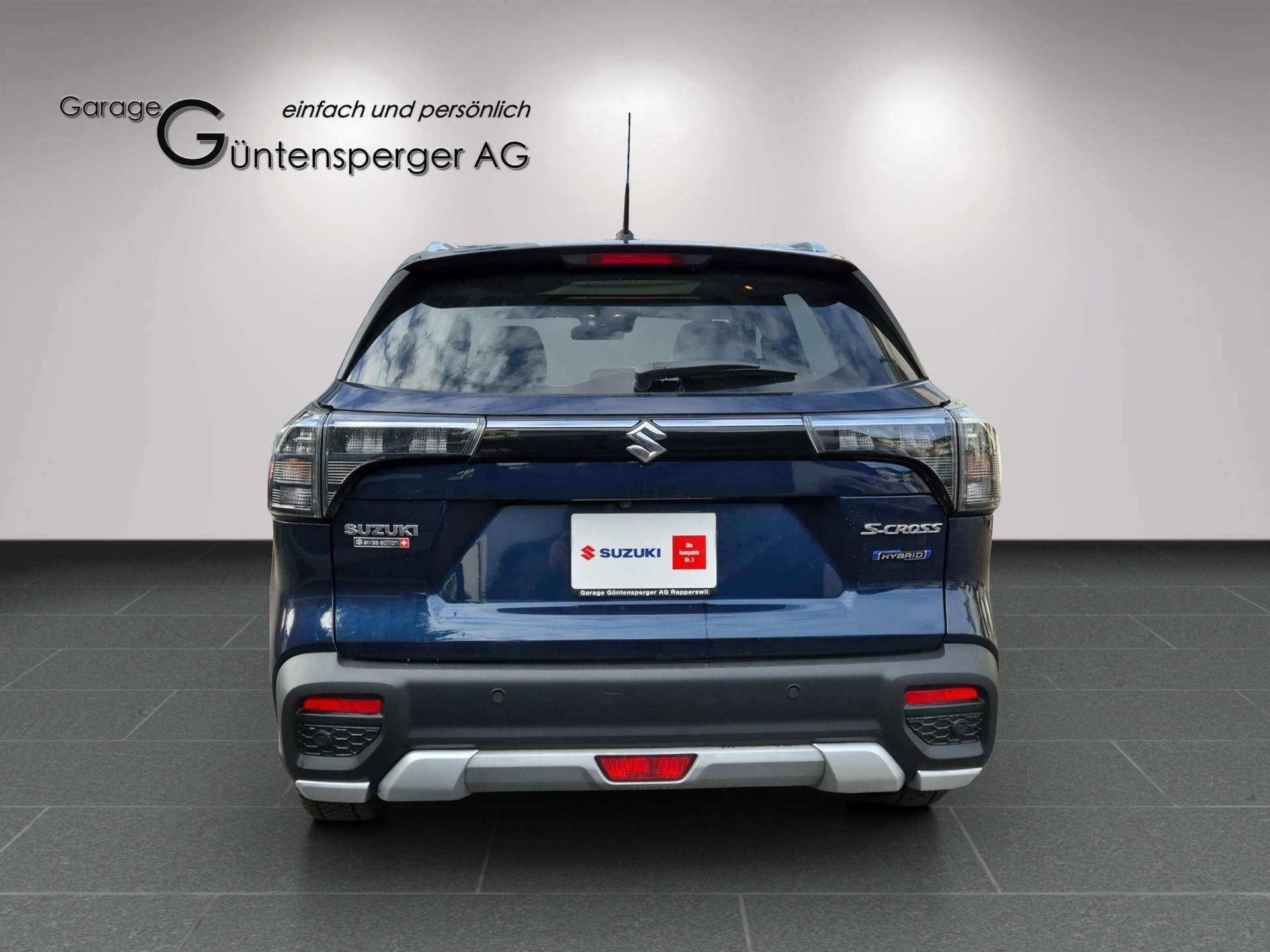 SUZUKI S-Cross 1.5 Piz Sulai Top Hybrid 4x4-showroom-element-3