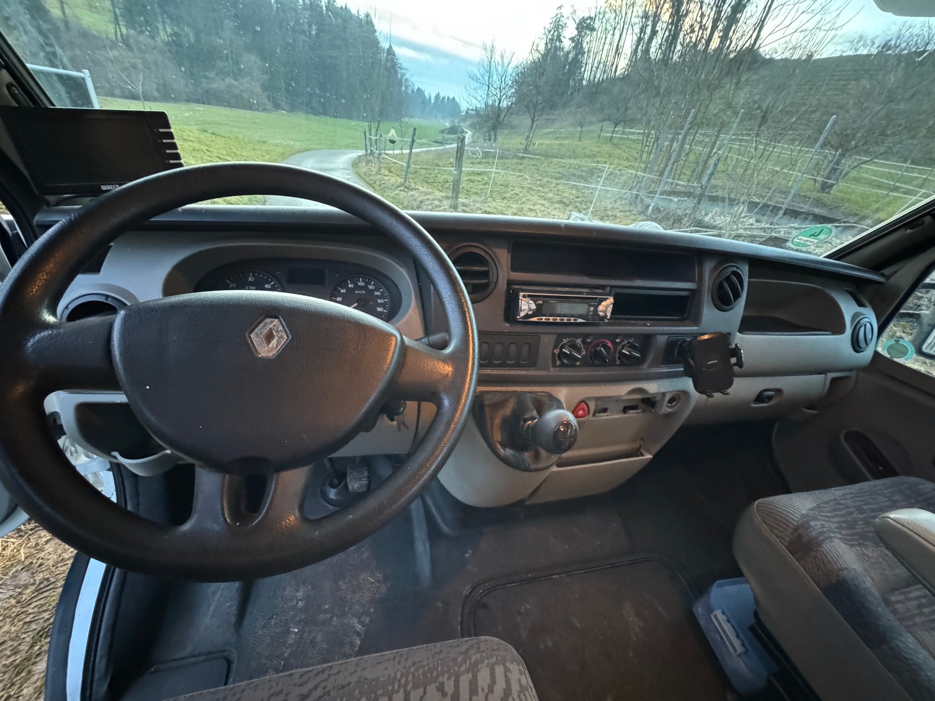 KNAUS Sun Traveller 2.8 TDI Renault Master - Klima - Rückfahrcam-image-10
