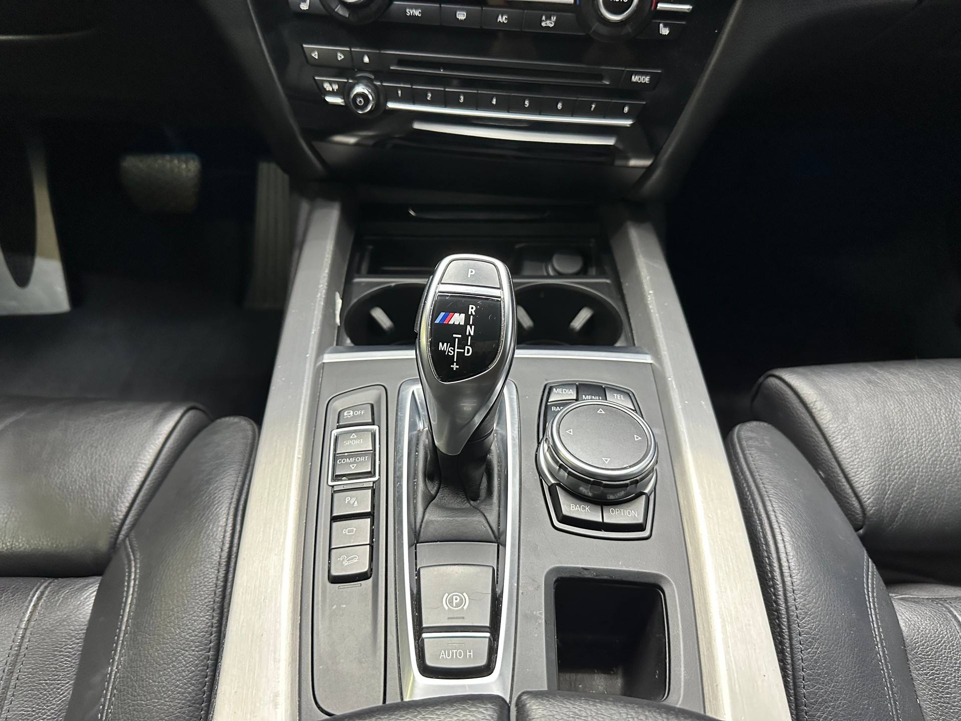 BMW X5 xDrive M50d Steptronic-image-13
