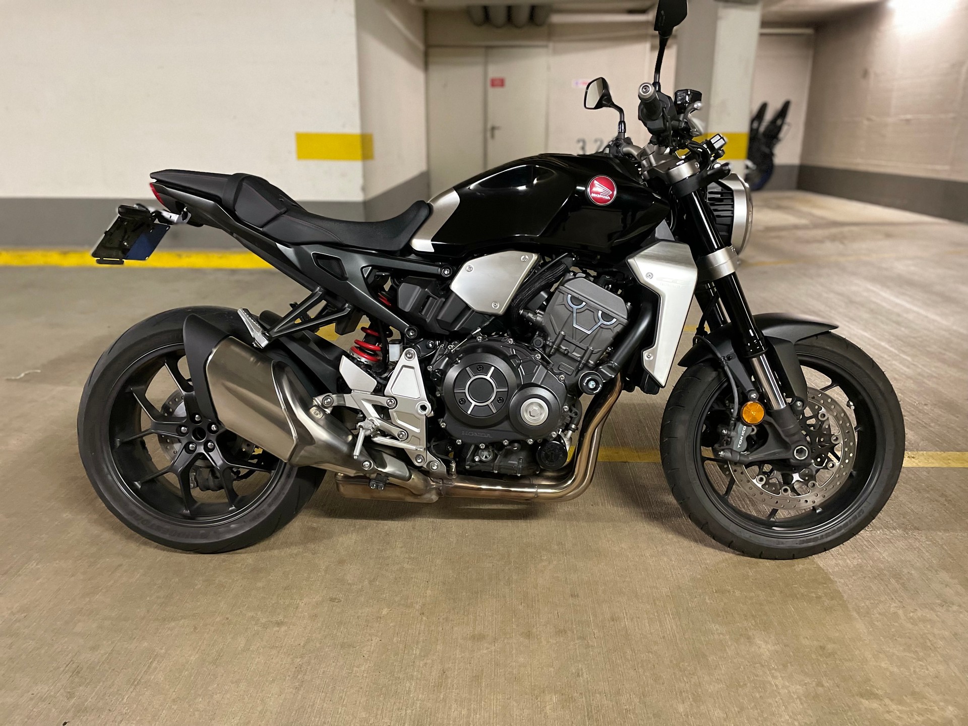 HONDA CB 1000 R ABS-image-0