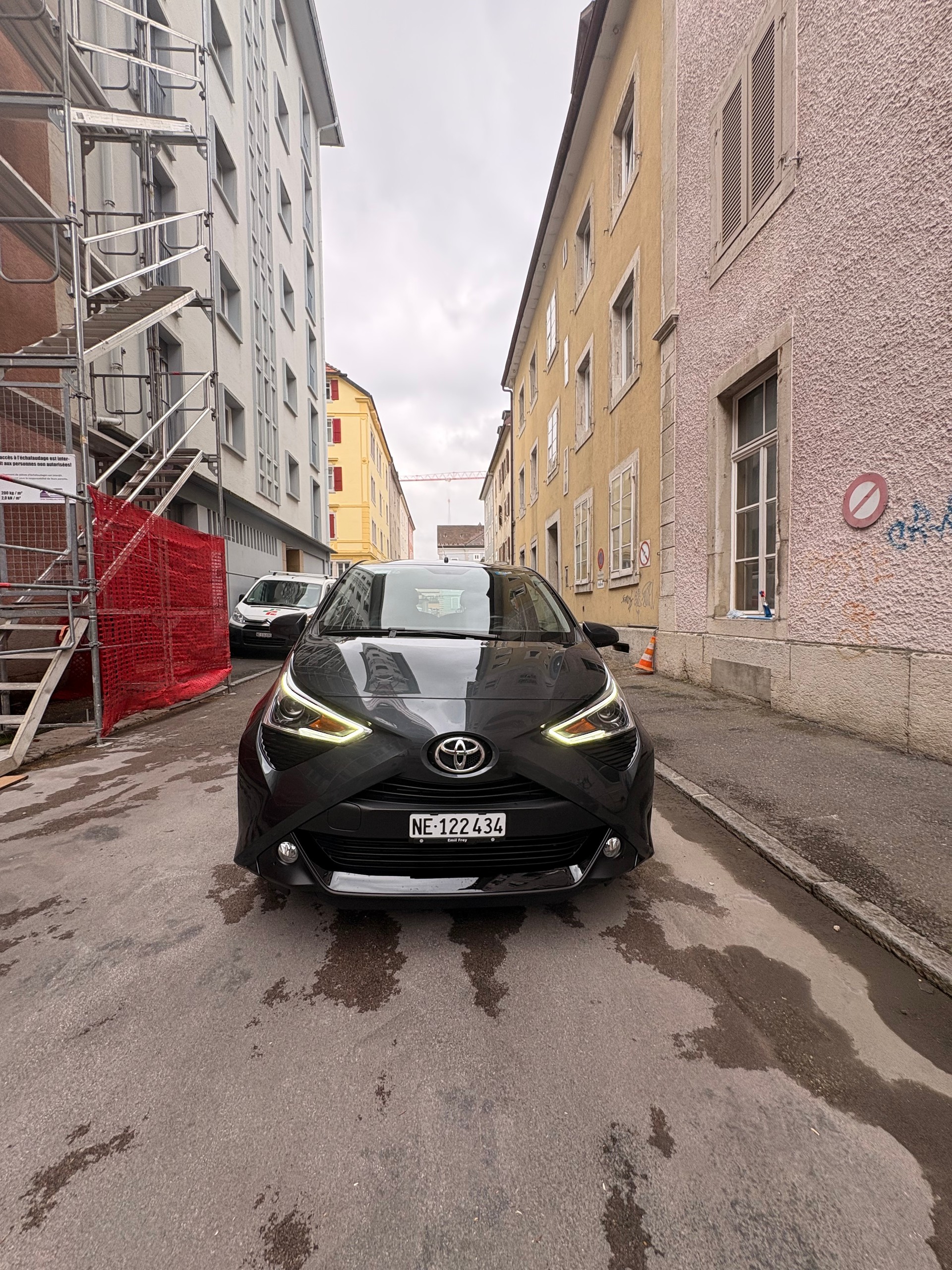TOYOTA 1.0 VVT-i Trend-image-0