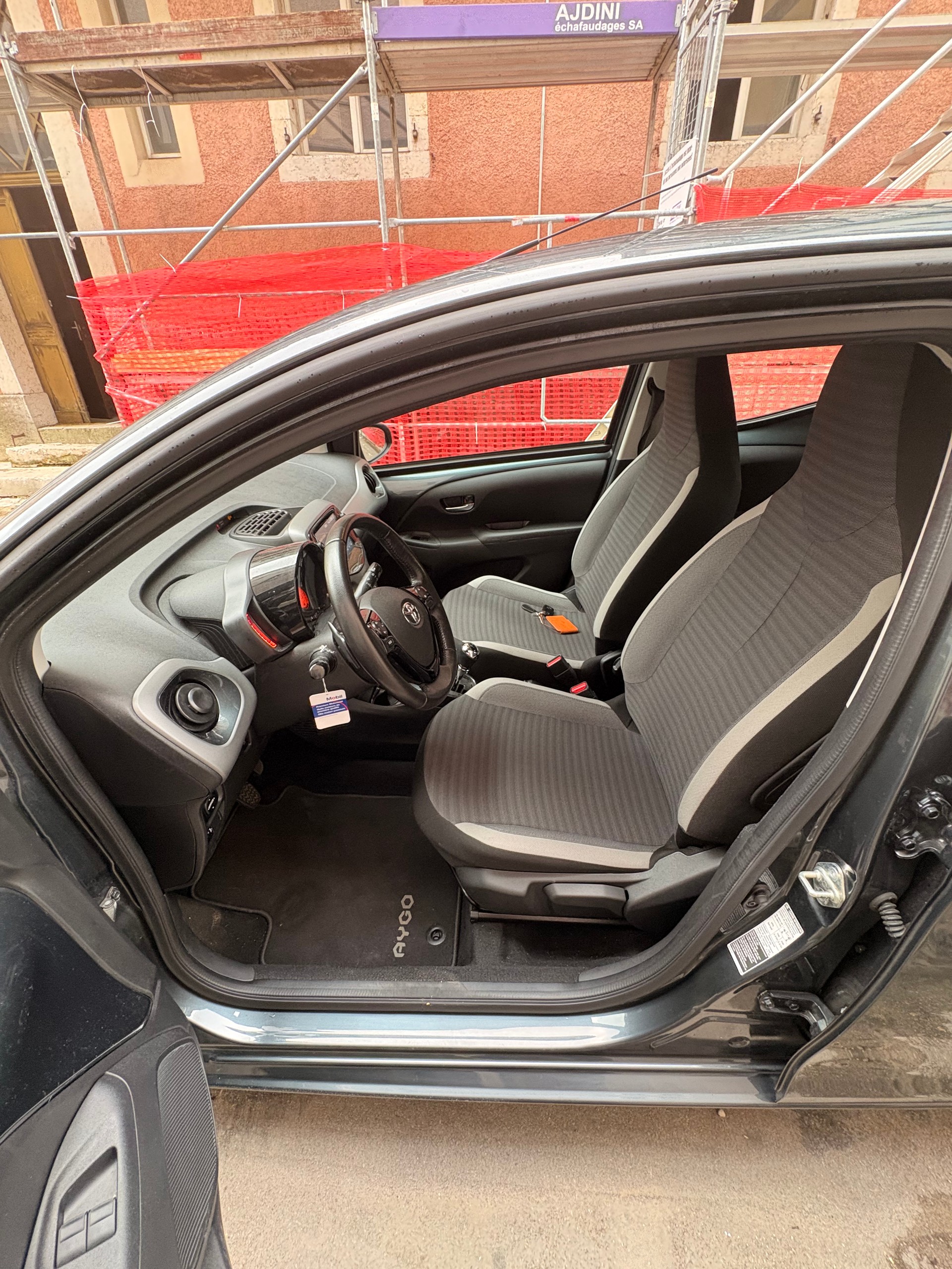 TOYOTA 1.0 VVT-i Trend-image-3
