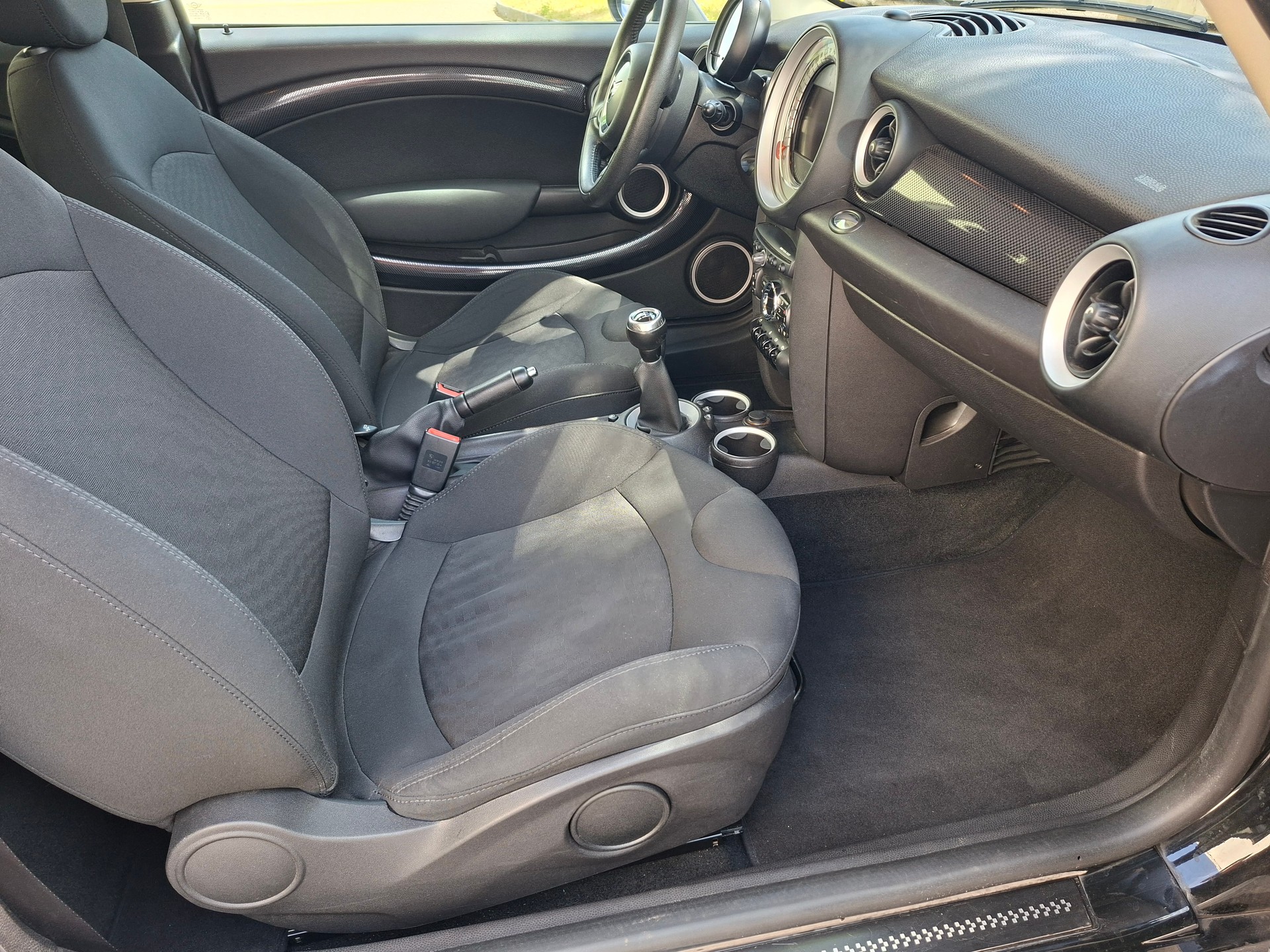 MINI Cooper S-image-7
