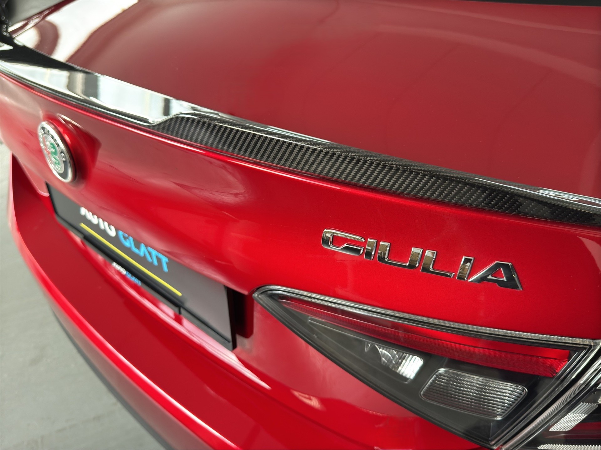 ALFA ROMEO Giulia 2.9 V6 Quadrifoglio "Rosso Etna"-image-6