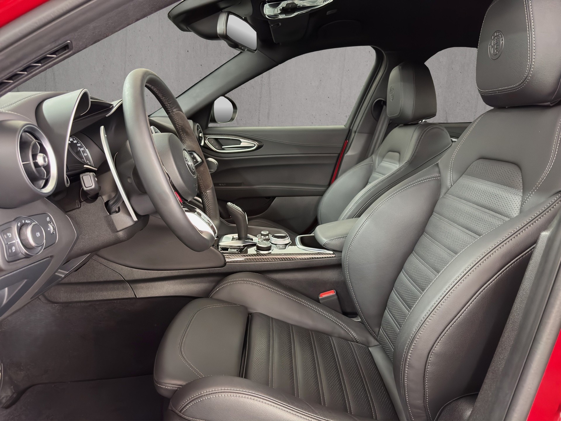 ALFA ROMEO Giulia 2.9 V6 Quadrifoglio "Rosso Etna"-image-8