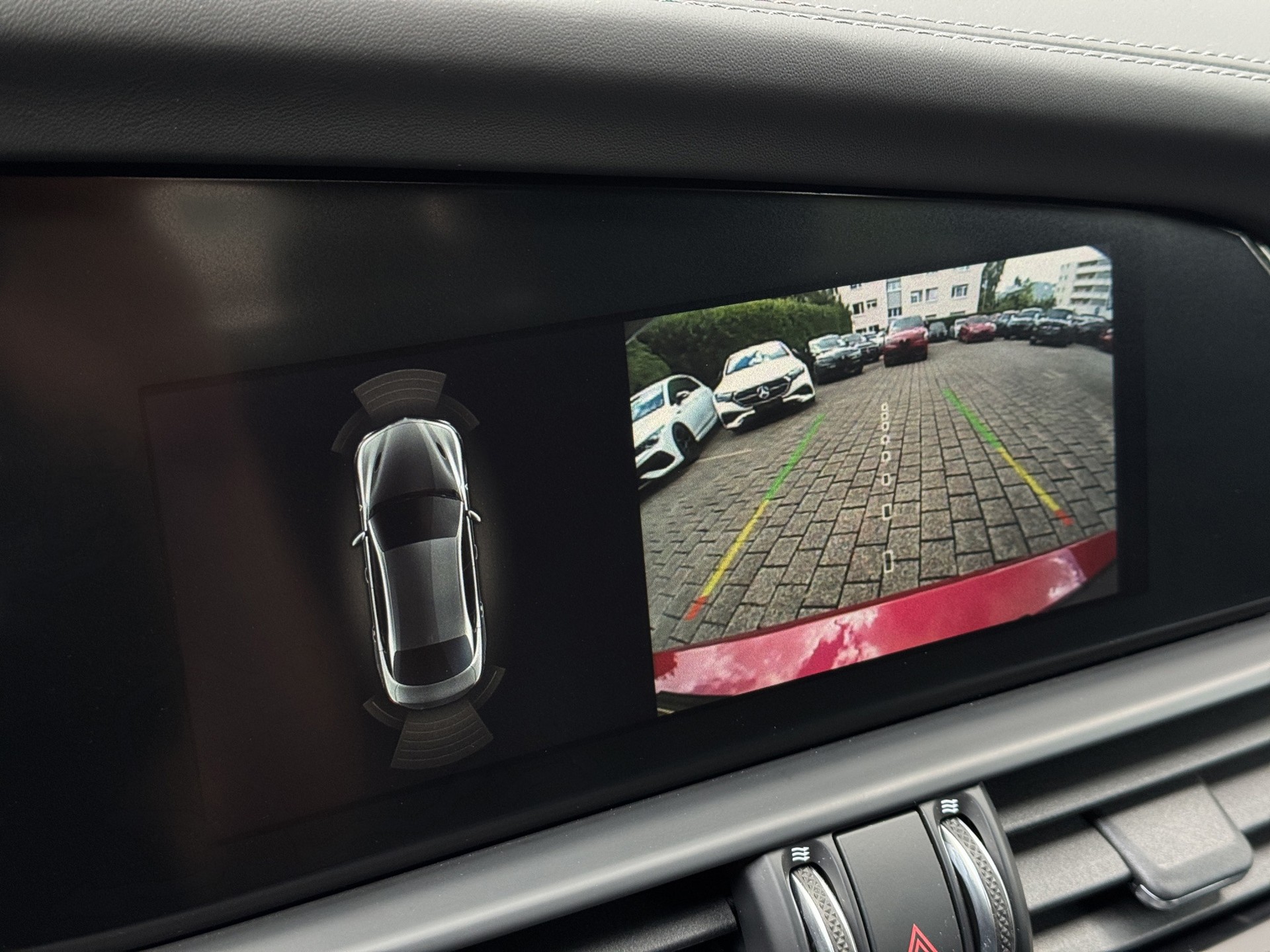 ALFA ROMEO Giulia 2.9 V6 Quadrifoglio "Rosso Etna"-image-21