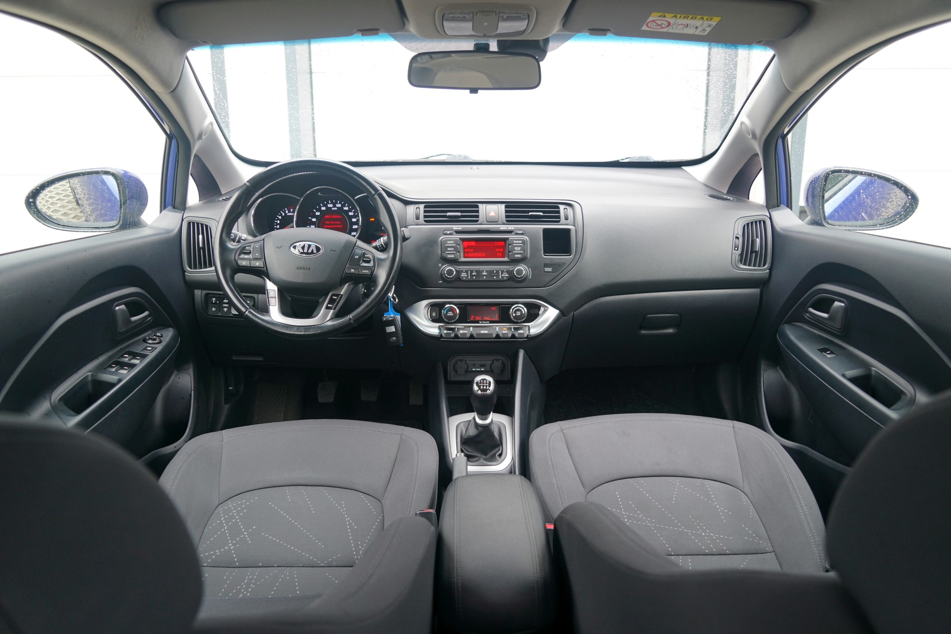 KIA Rio 1.4 CVVT Style (CH)-image-5
