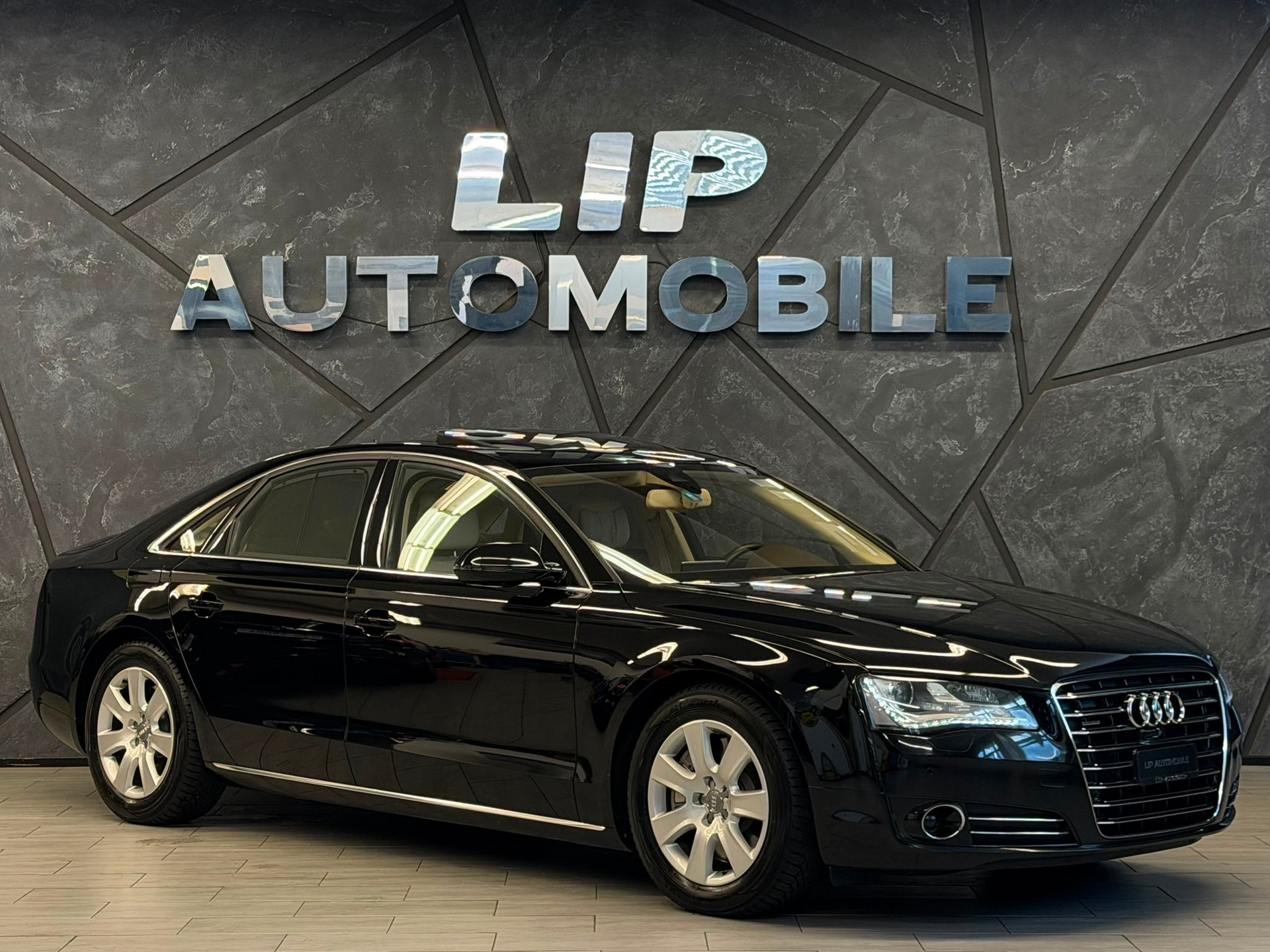 AUDI A8 4.2 FSI quattro tiptronic-showroom-element-2