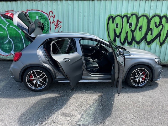 MERCEDES-BENZ GLA 45 AMG 4Matic 7G-DCT-image-7