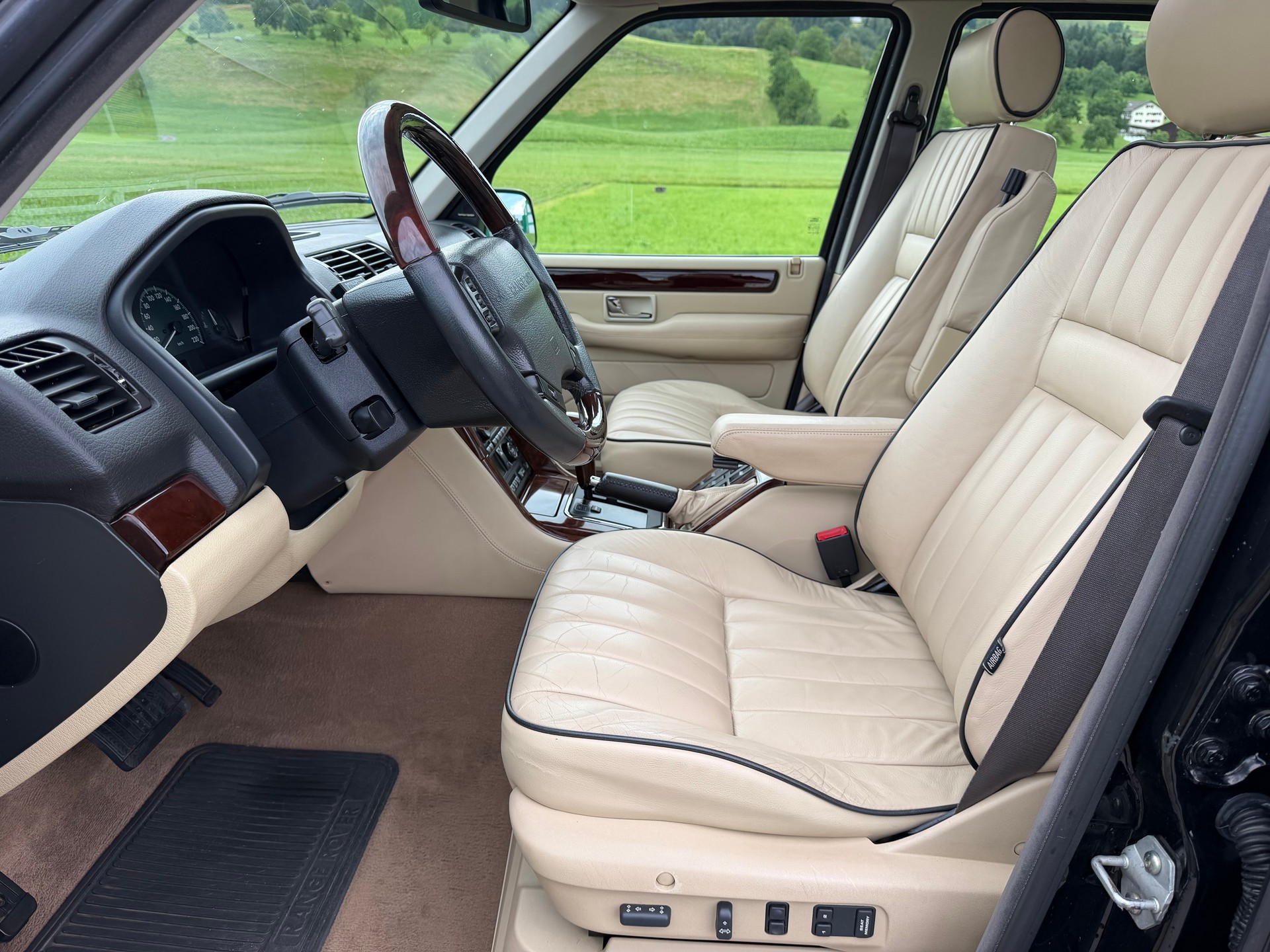 LAND ROVER Range Rover 4.6 Vogue-image-8