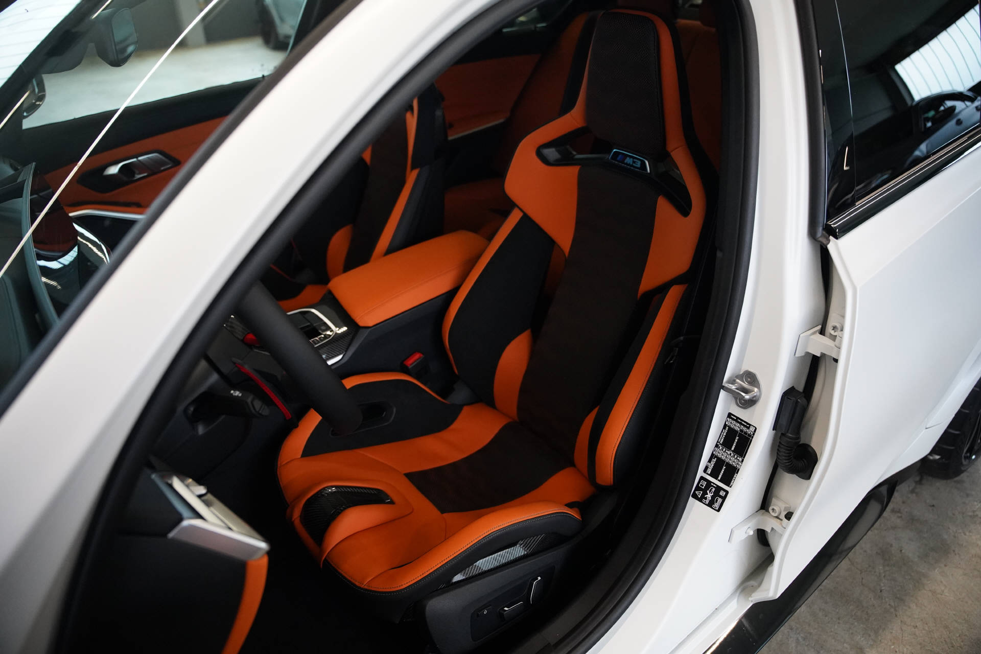 BMW M3 Competition M xDrive LCI Frozen Brillant White-image-9