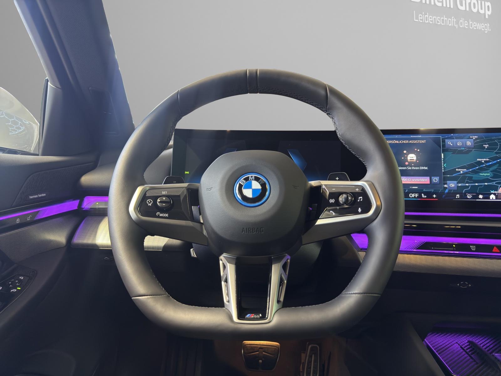 BMW 530e xDrive Touring M-SportPaket-image-13