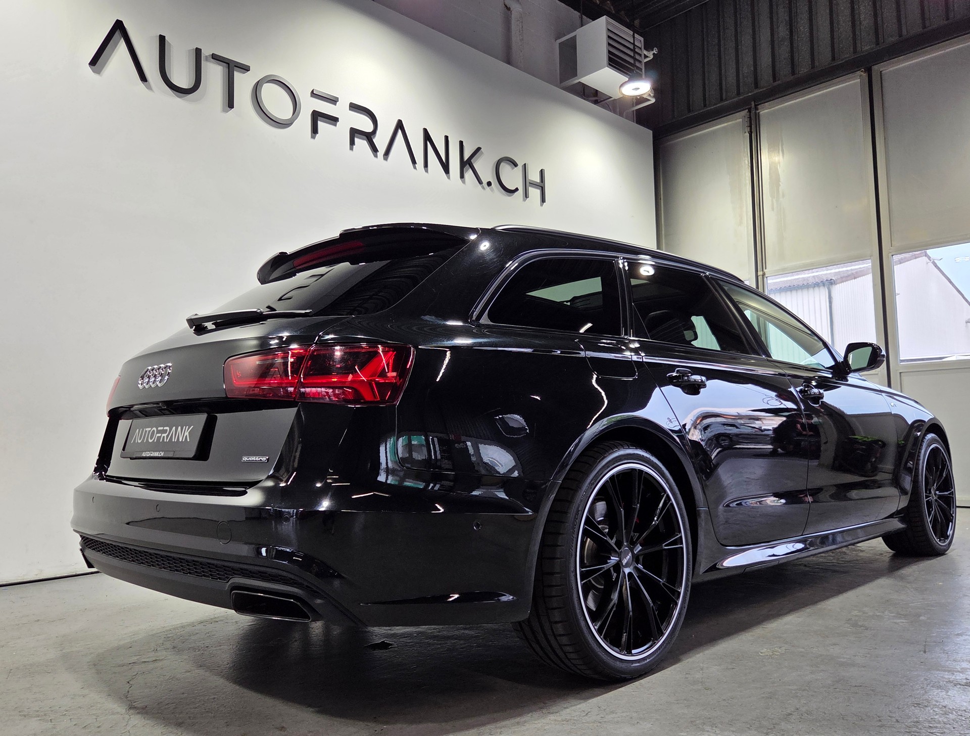 AUDI A6 Avant 3.0 V6 TDI Competition quattro-showroom-element-2