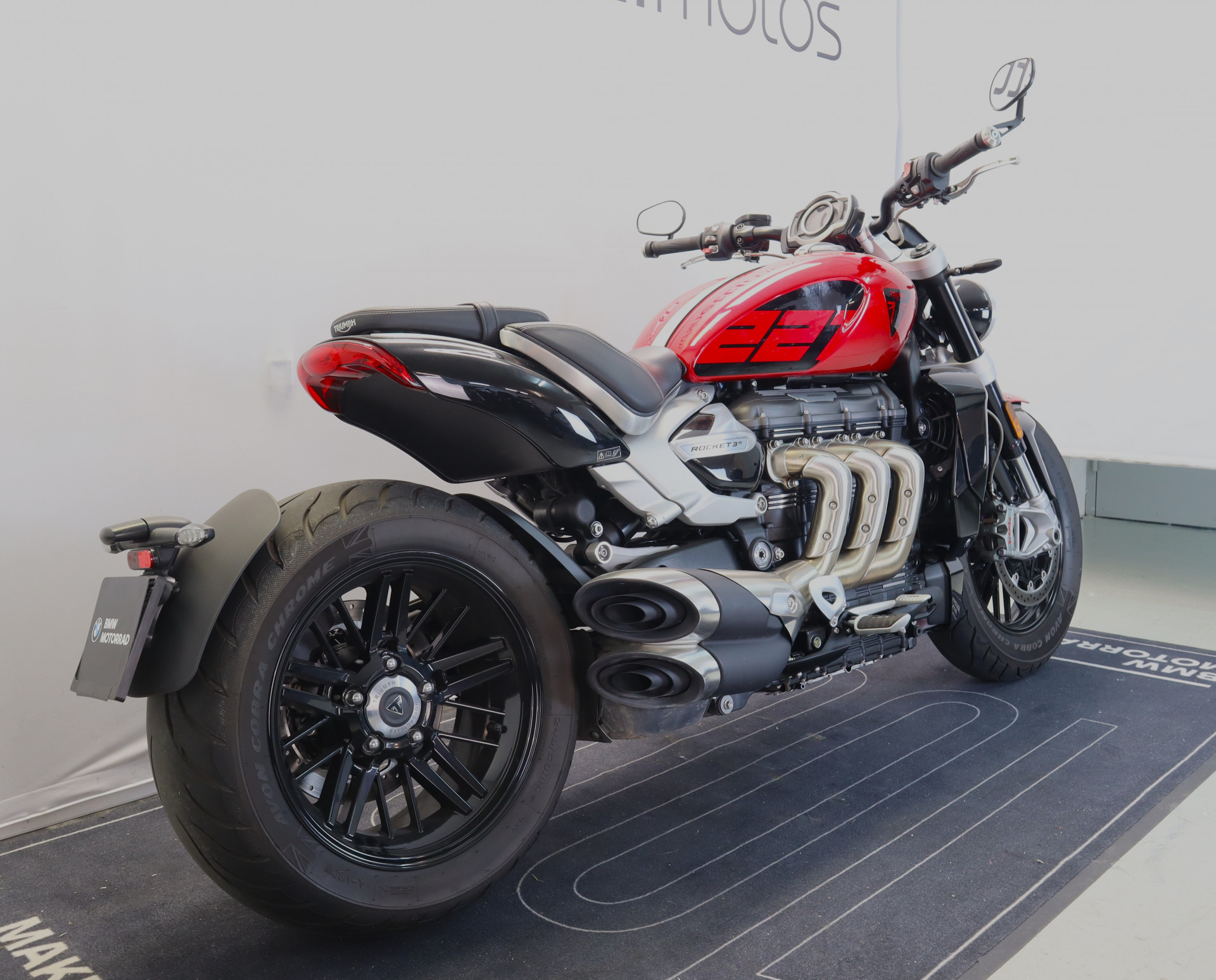 TRIUMPH Rocket 3 R-image-2