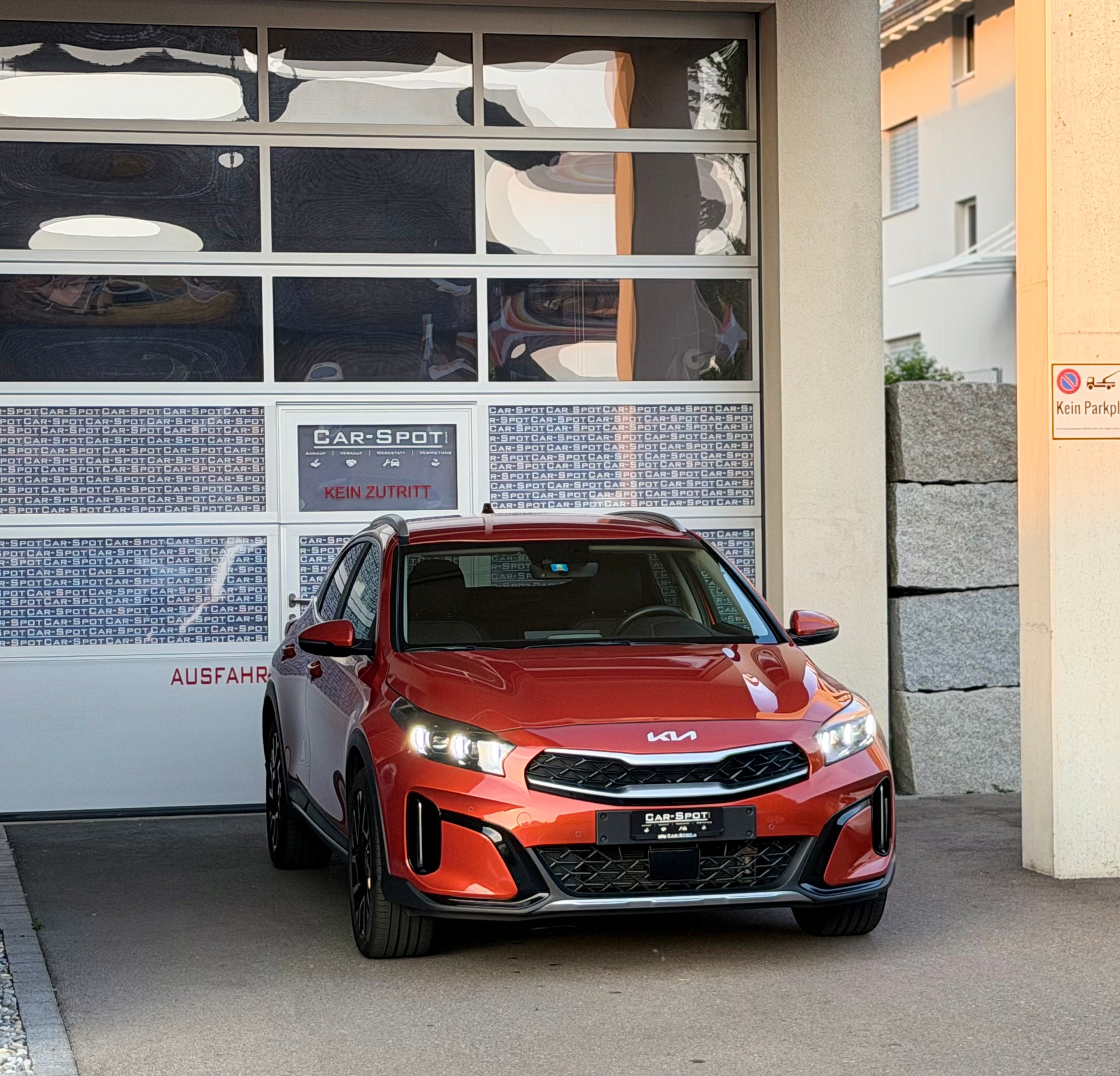 KIA Xceed 1.6 GDi Plug-in Hybrid Style DCT-showroom-element-2
