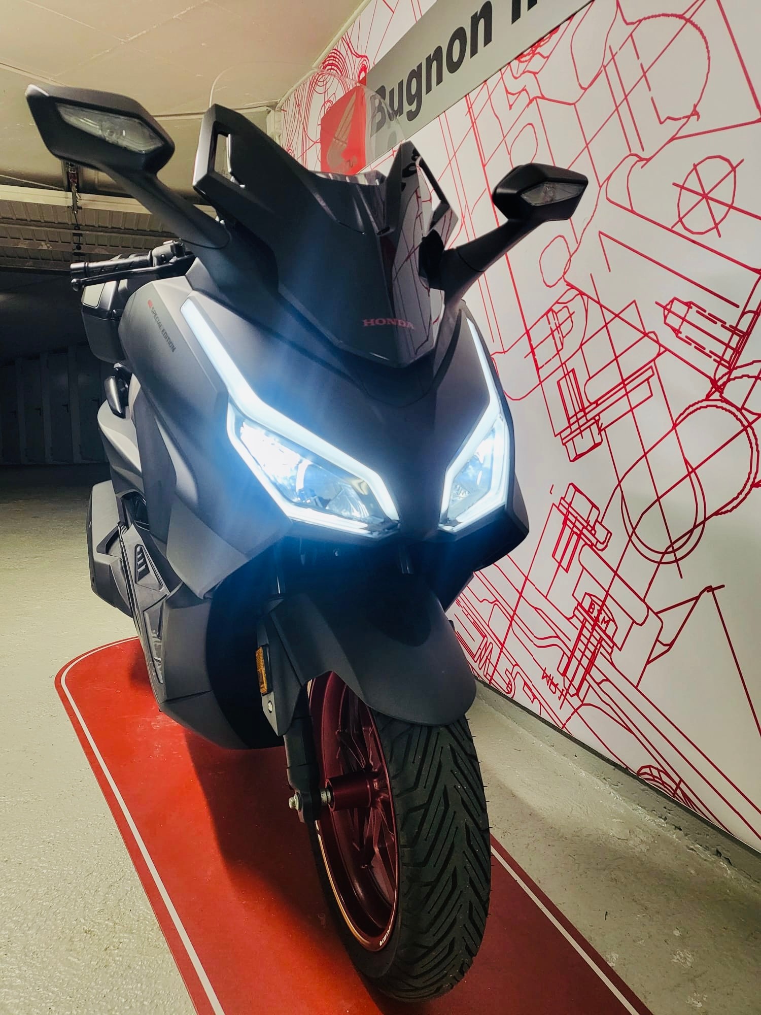 HONDA Nss 125 Forza Special Edition-image-4