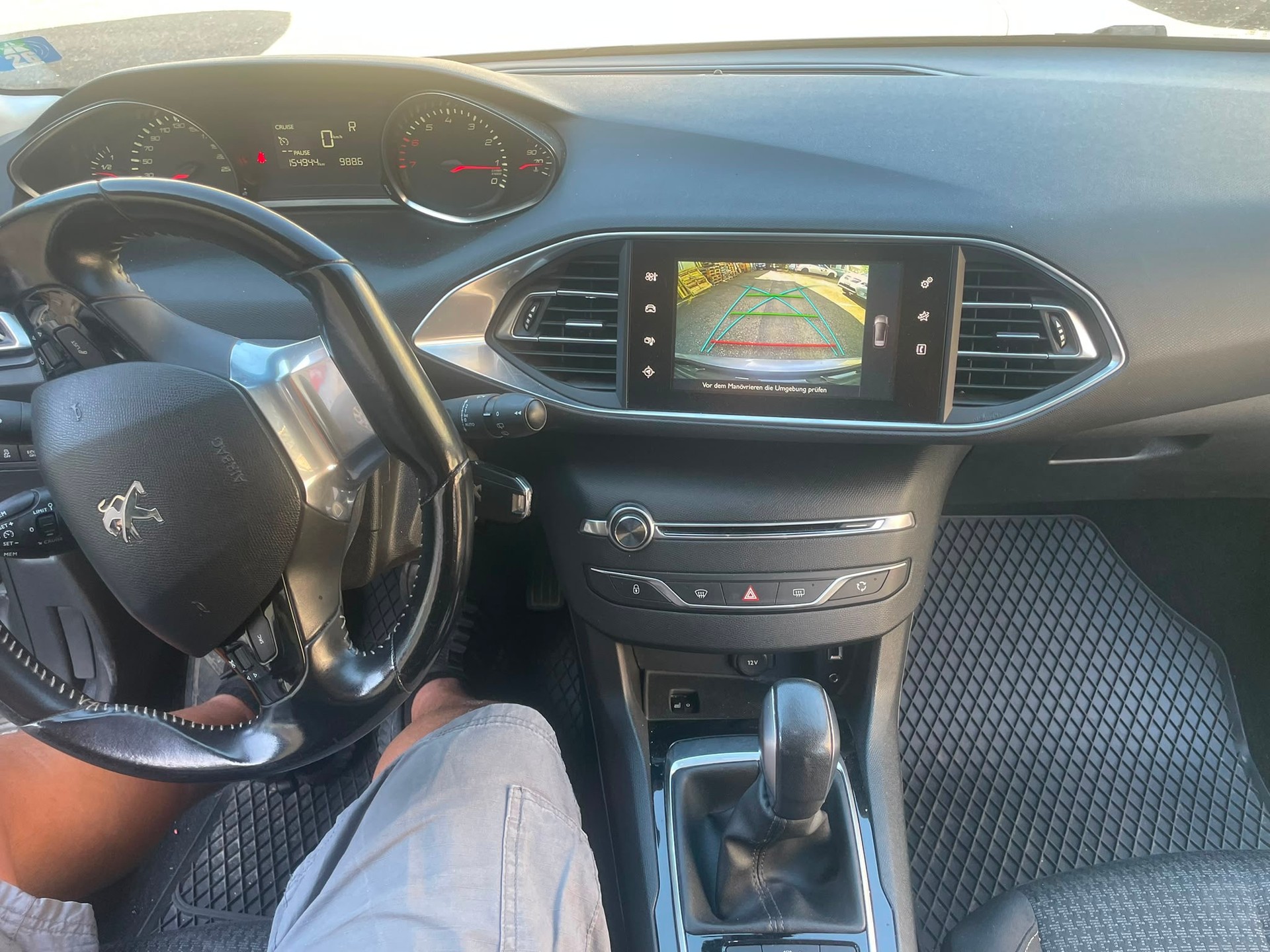 PEUGEOT 308 SW 1.2 THP Féline Automatic-image-14