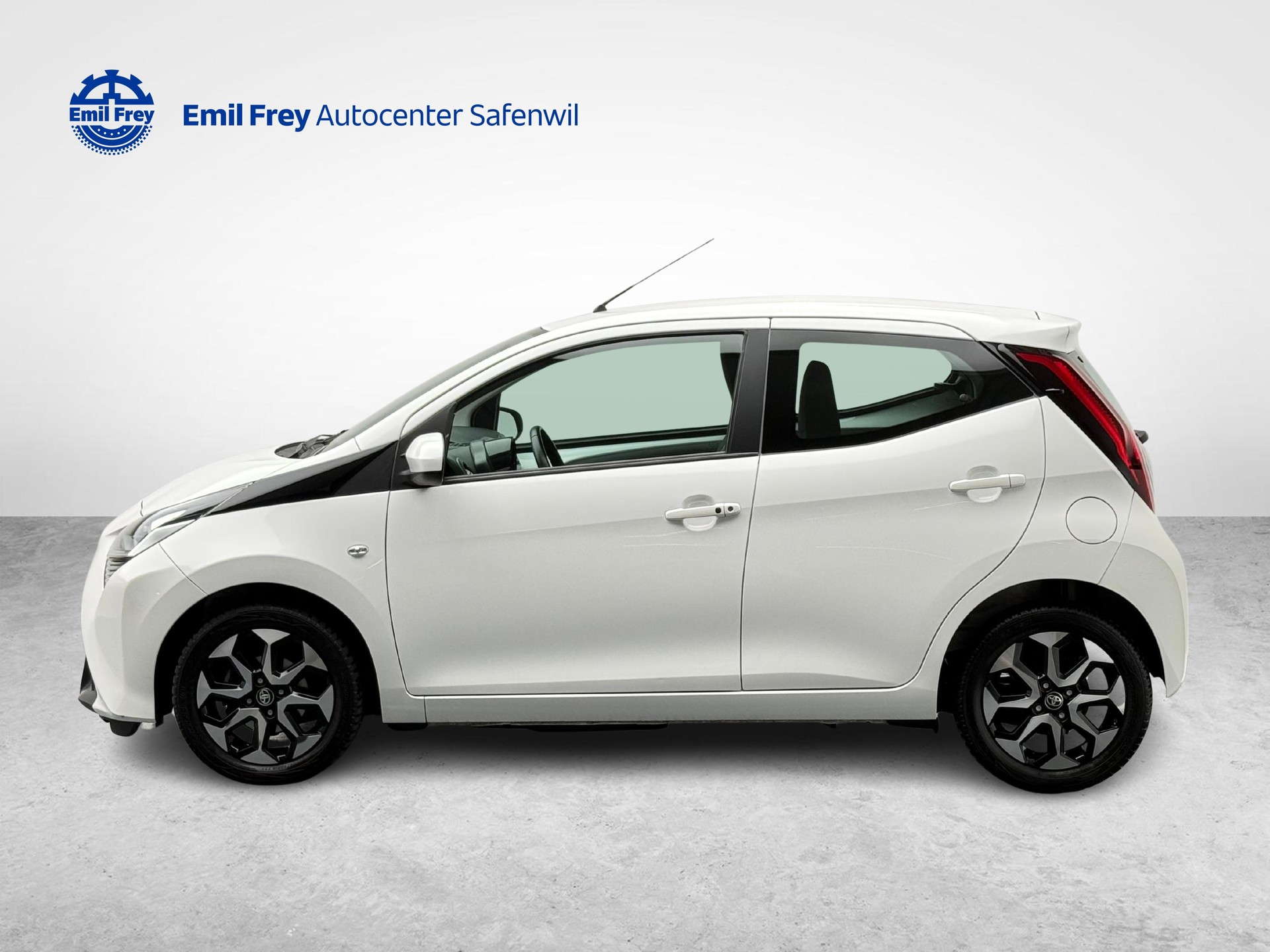 TOYOTA Aygo 1.0 VVT-i Trend-showroom-element-1