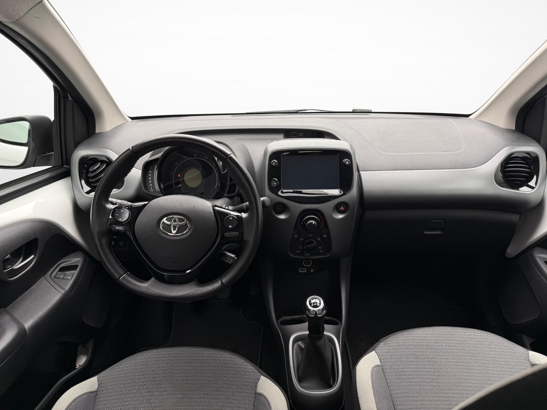 TOYOTA Aygo 1.0 VVT-i Trend-image-8