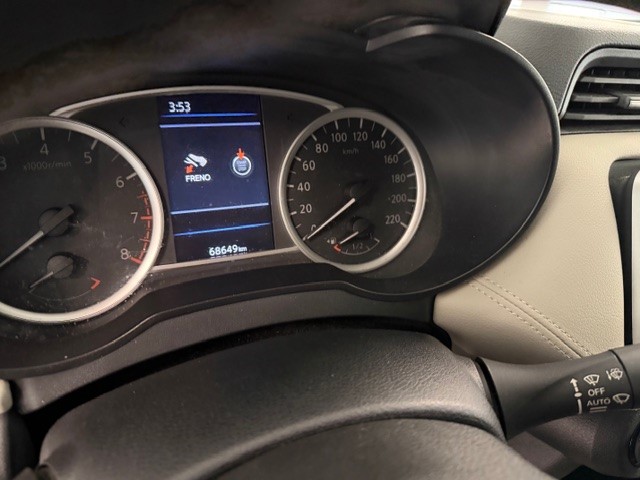 NISSAN Micra IG-T n-design Xtronic-image-8
