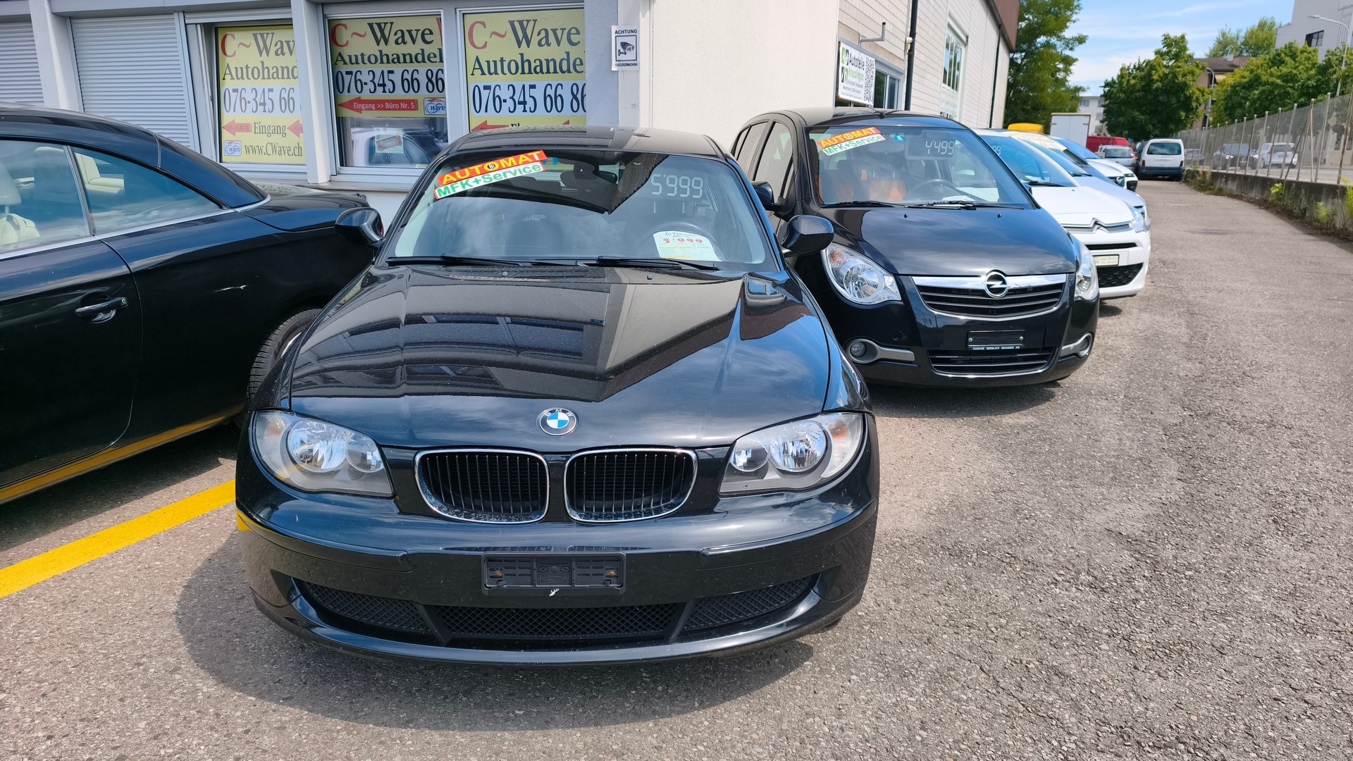 BMW 116i Access Steptronic-showroom-element-1