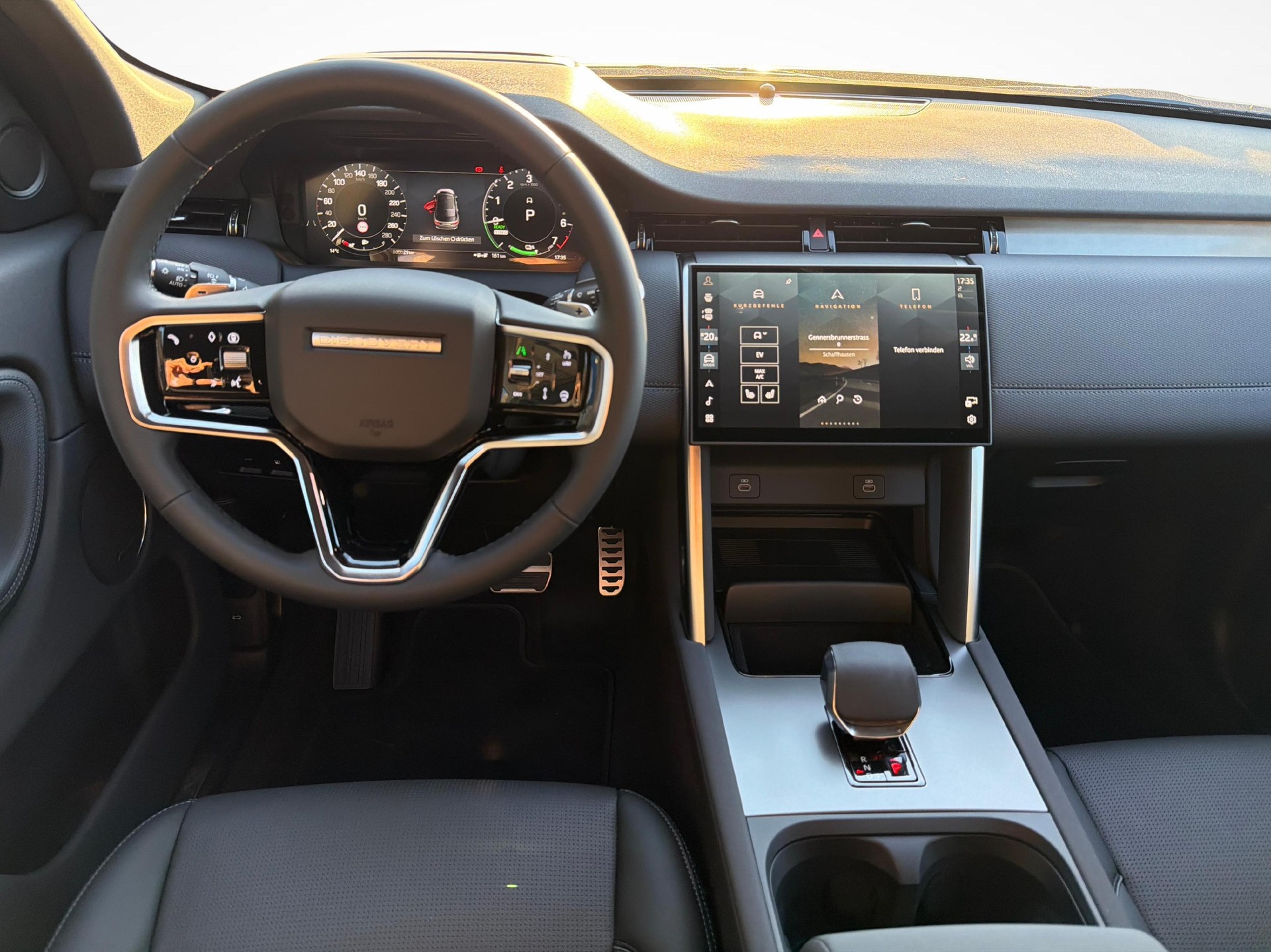 LAND ROVER Discovery Sport 1.5 T 270e Landmark-image-9