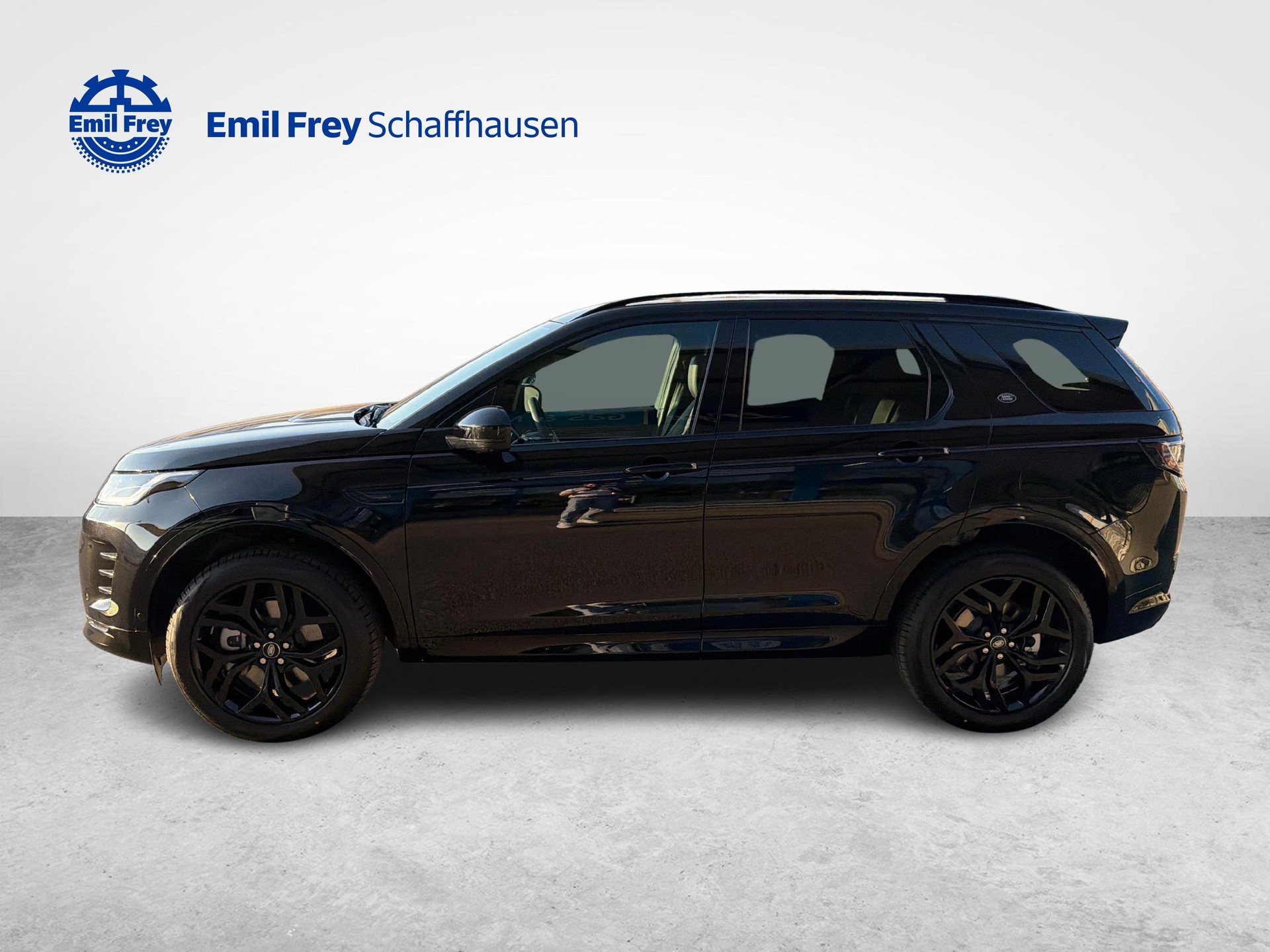 LAND ROVER Discovery Sport 1.5 T 270e Landmark-showroom-element-1