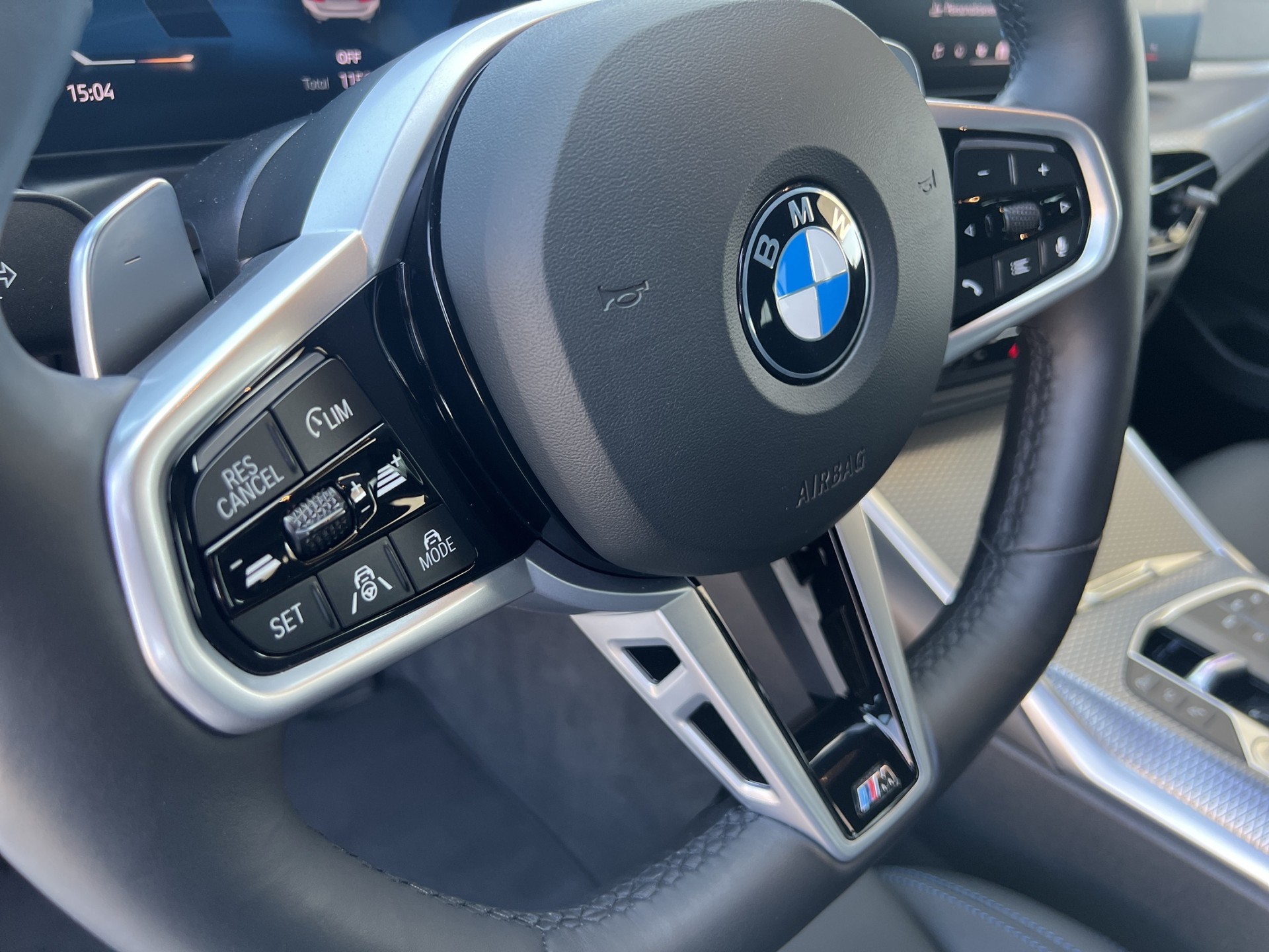 BMW 320d xDr 48V Tour M Sport-image-11