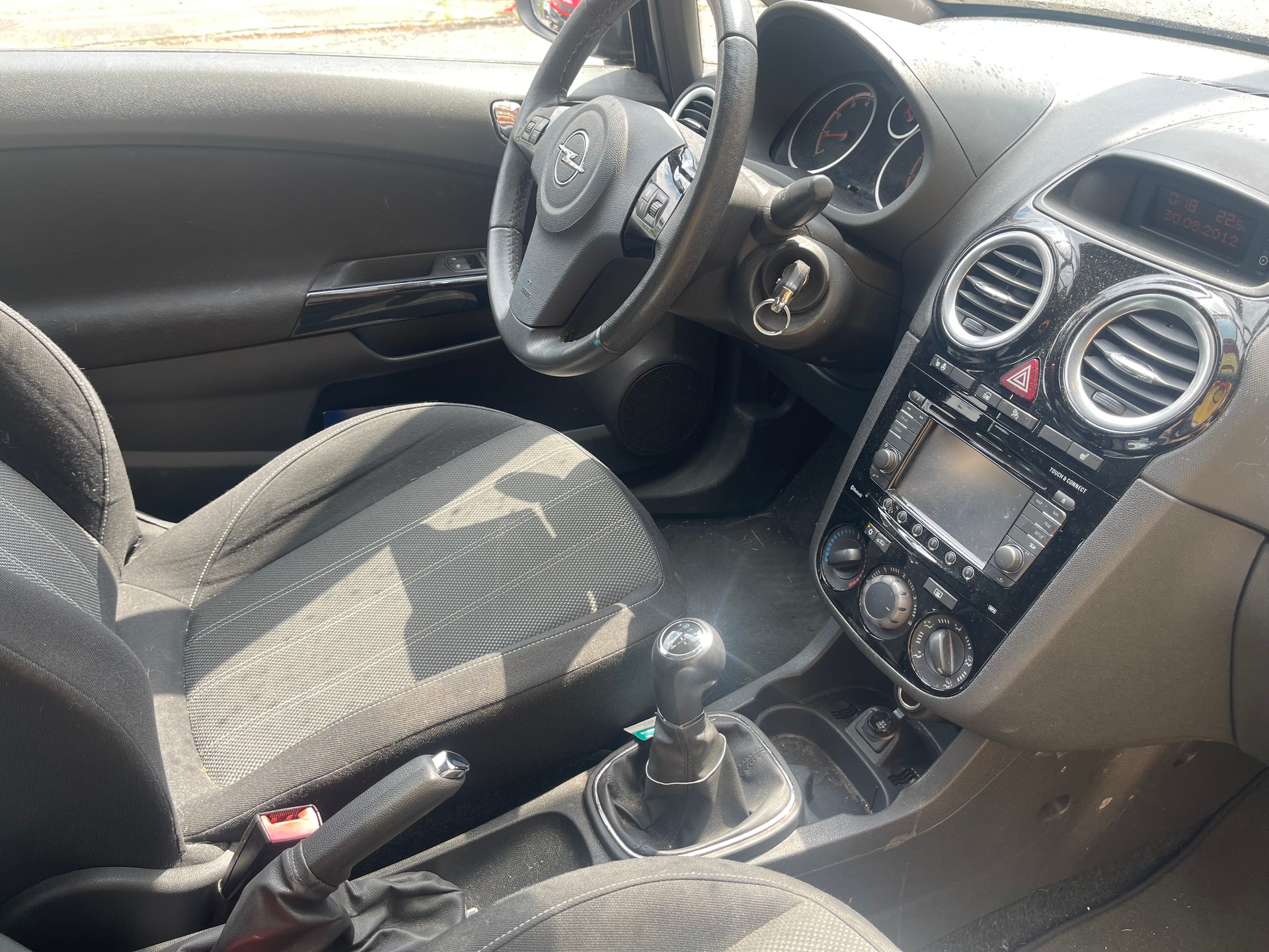 OPEL Corsa 1.4 TP Color Edition-image-4