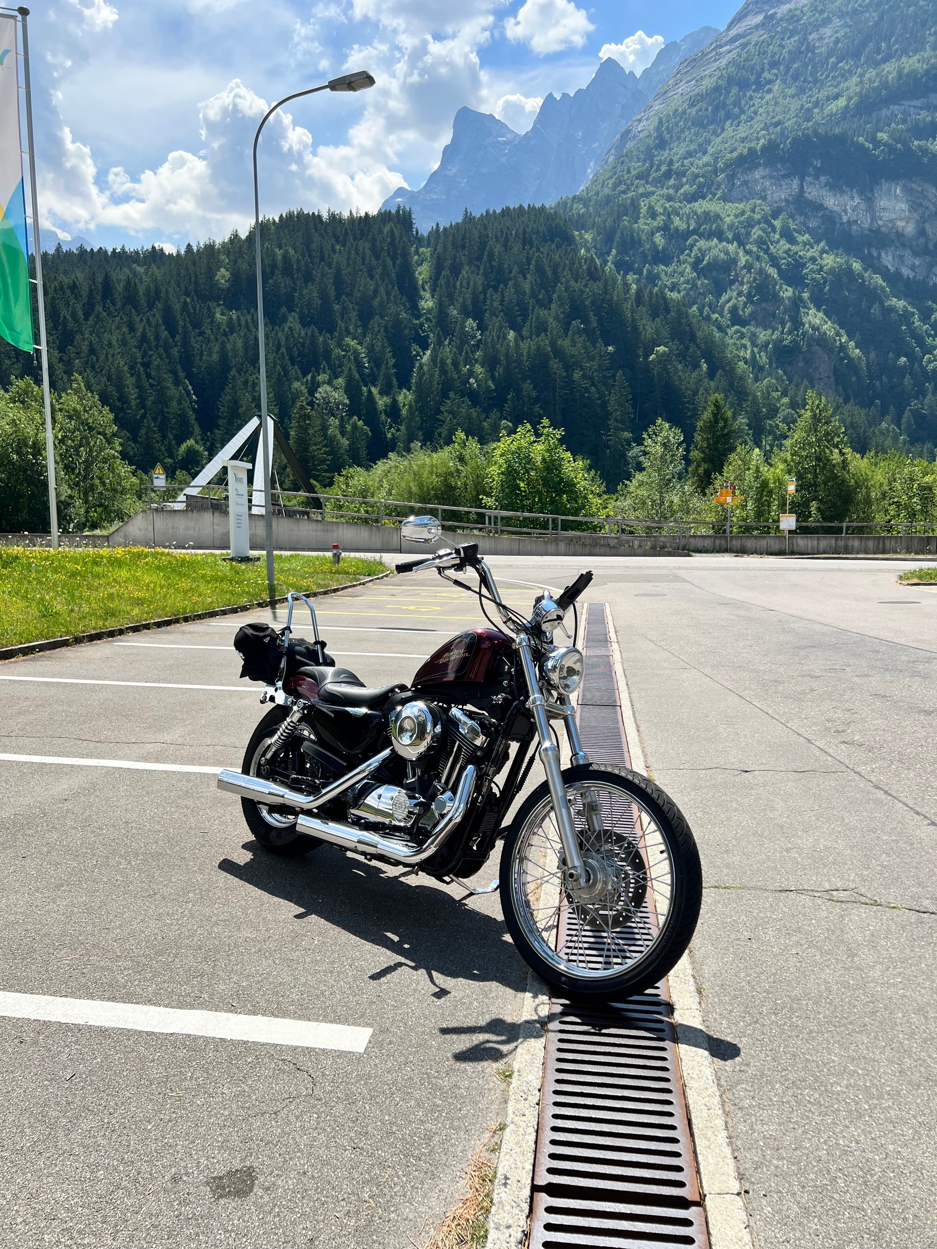 HARLEY-DAVIDSON XL 1200 V Seventy Two-image-1