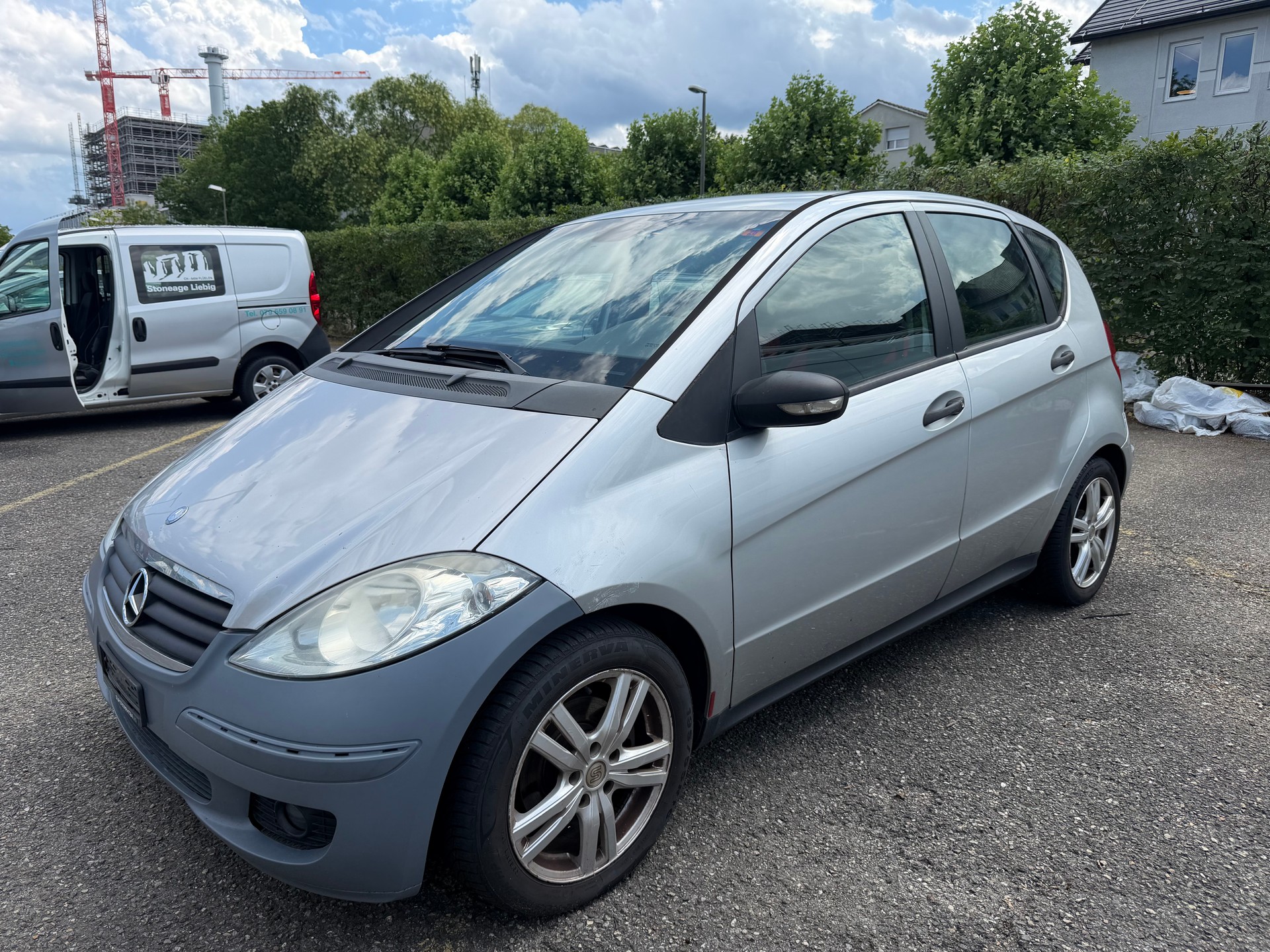 MERCEDES-BENZ A 200 Avantgarde