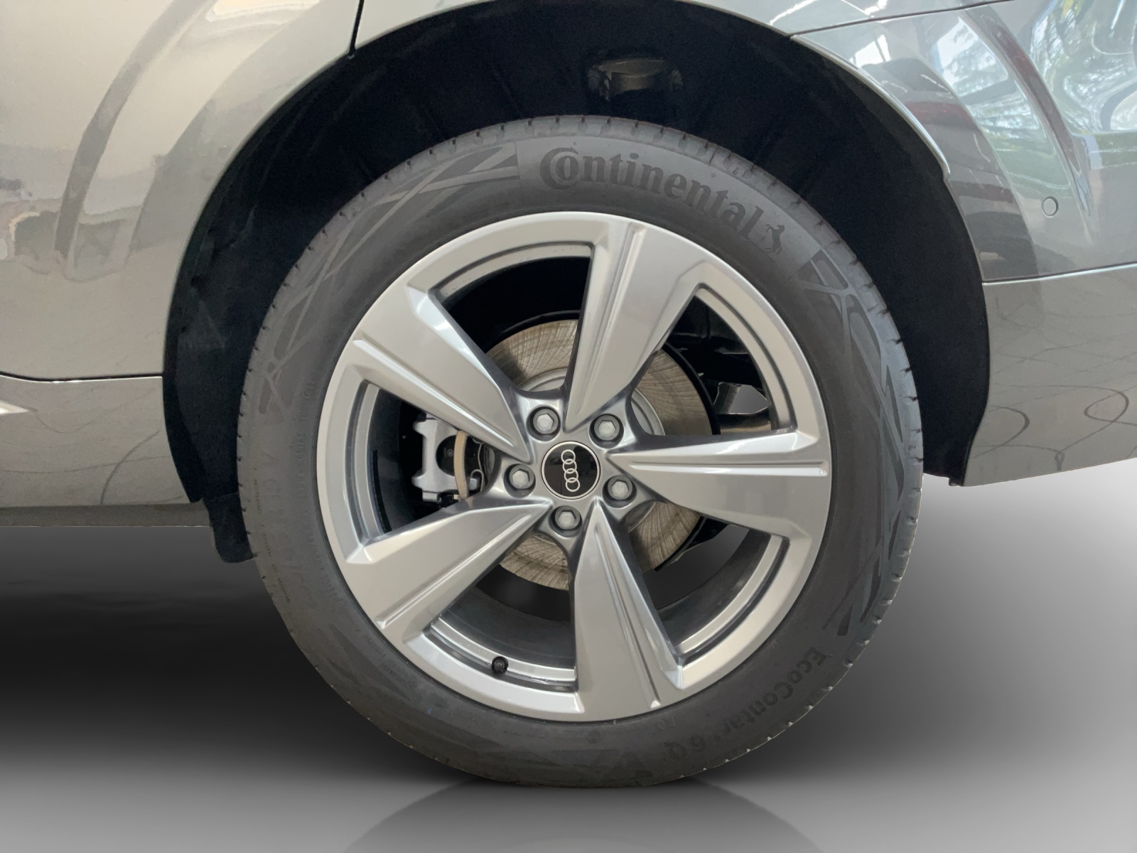 AUDI Q3 SUV e-hybrid 200 kW S tronig-image-13
