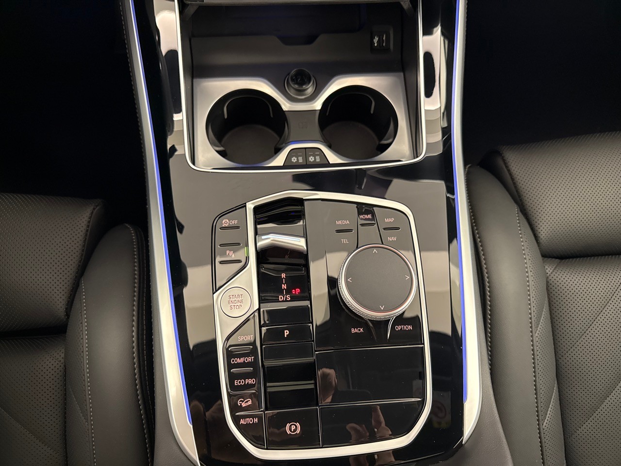 BMW X5 xD 48V 40d M Sport Pro '' inkl. AHK & Standheizung''-image-13