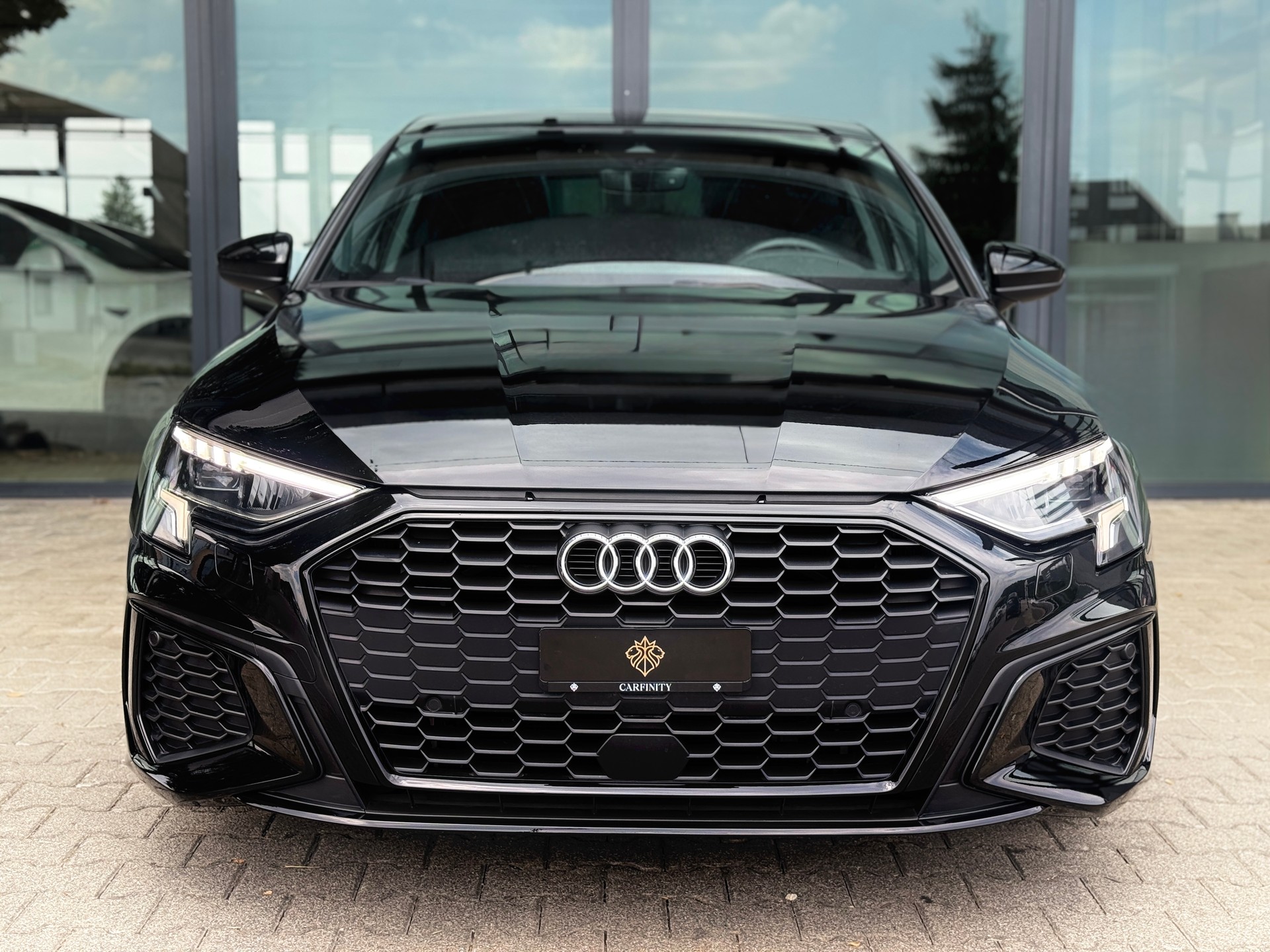 AUDI A3 Sportback 35 TFSI S line S-tronic-showroom-element-1