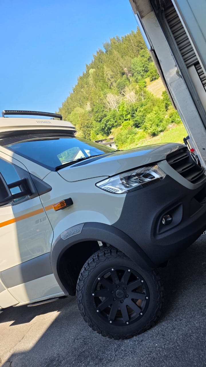 HYMER MLT 580 4x4 Cross Trail-showroom-element-1