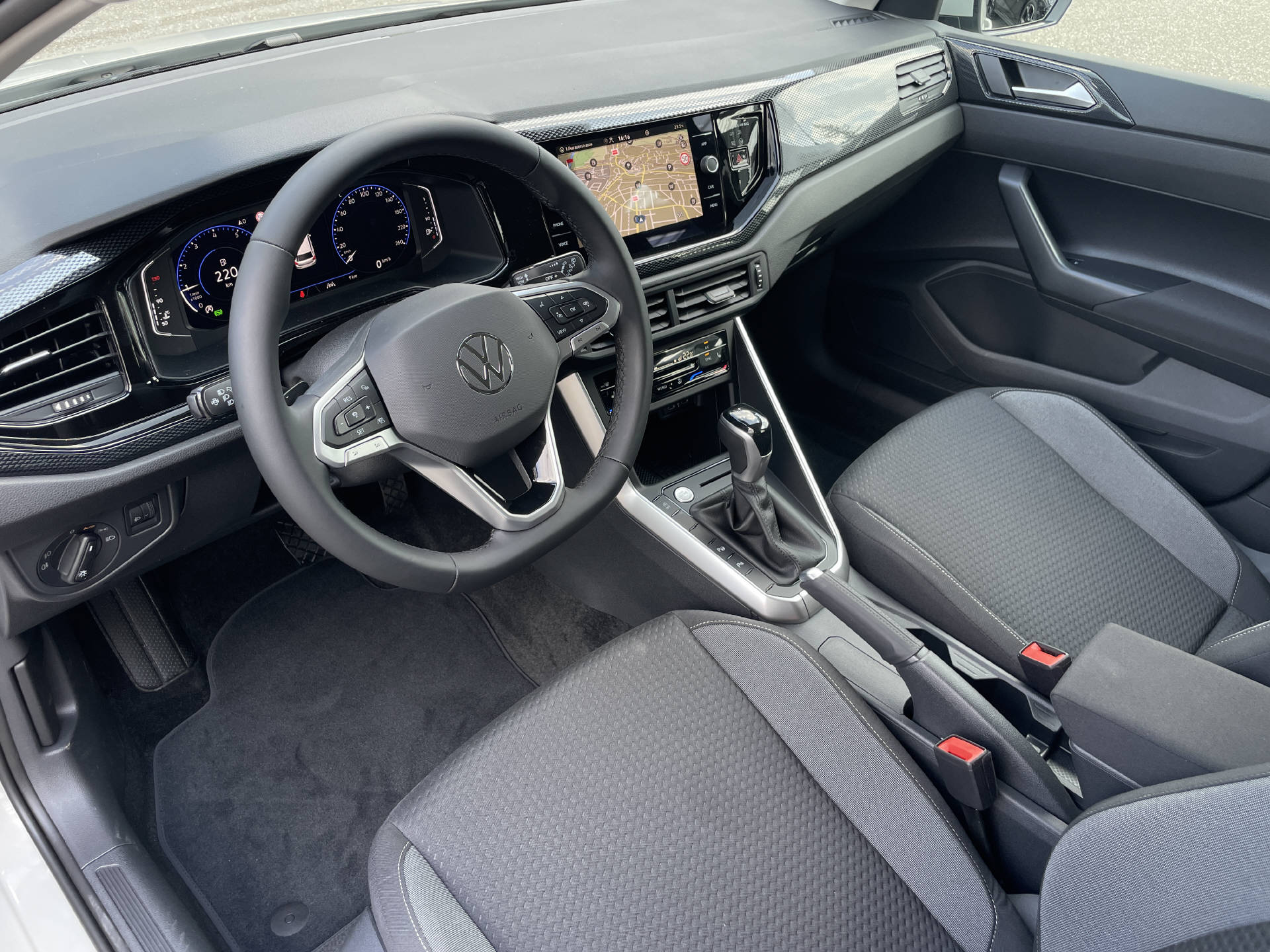 VW Polo 1.0 TSI Life DSG-image-6