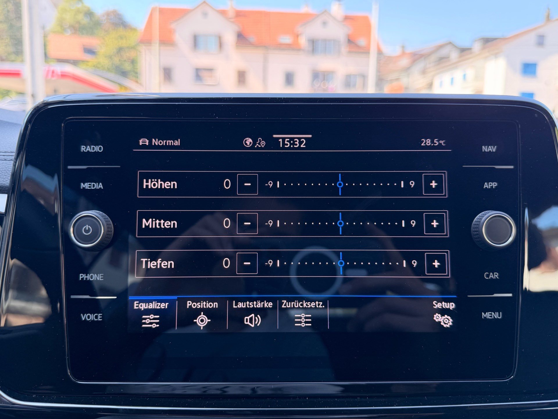 VW T-Roc CABRIOLET 1.5 TSI 150PS R-LINE *** KARMANN EDITION & 5 JAHRE VW WERKSGARANTIE ***-image-19