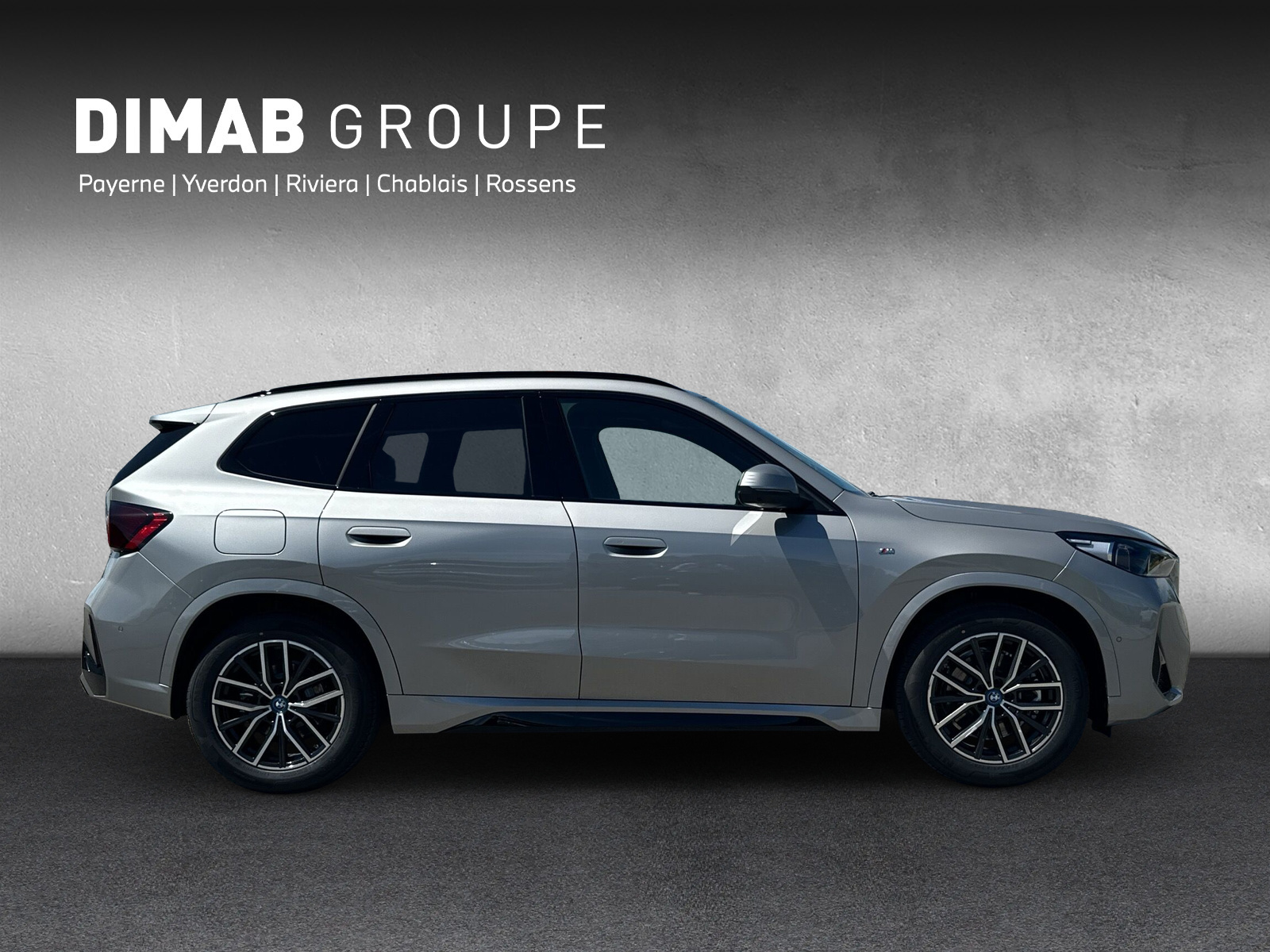 BMW iX1 xDrive 30 M Sport-image-5