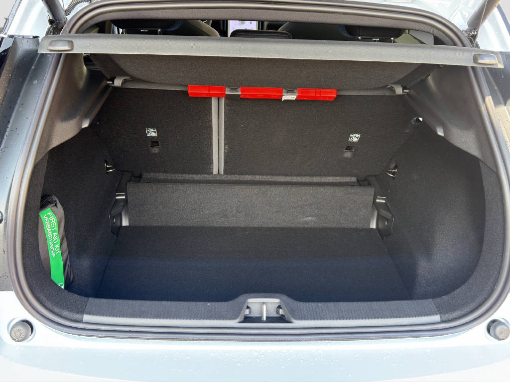 VOLVO EX 30 P8 Ultra AWD-image-13