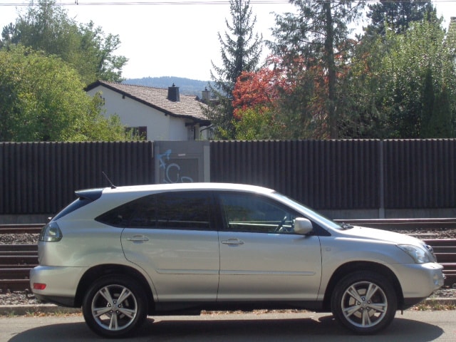 LEXUS-image-13
