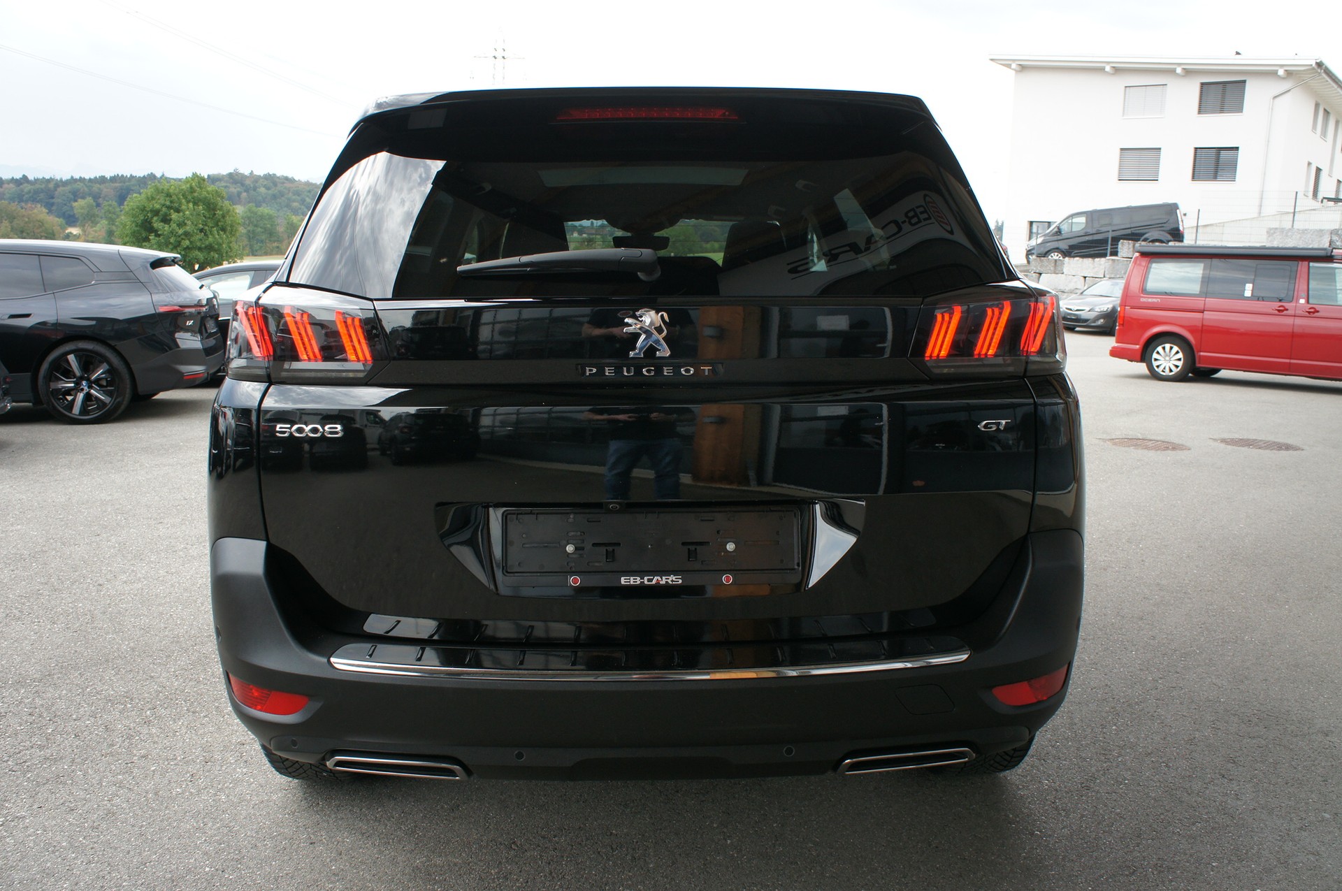 PEUGEOT 5008 1.5 BlueHDi GT EAT8-showroom-element-3