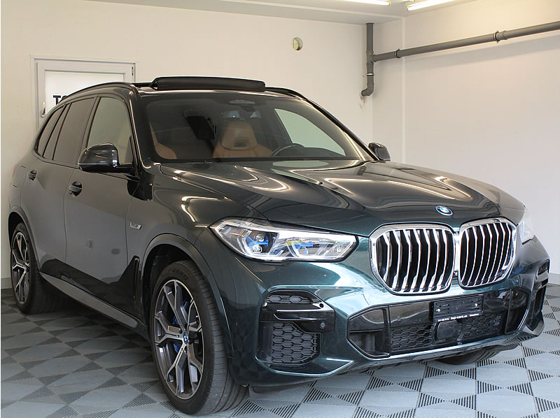 BMW X5 xDrive45e M Sport Steptronic-showroom-element-3