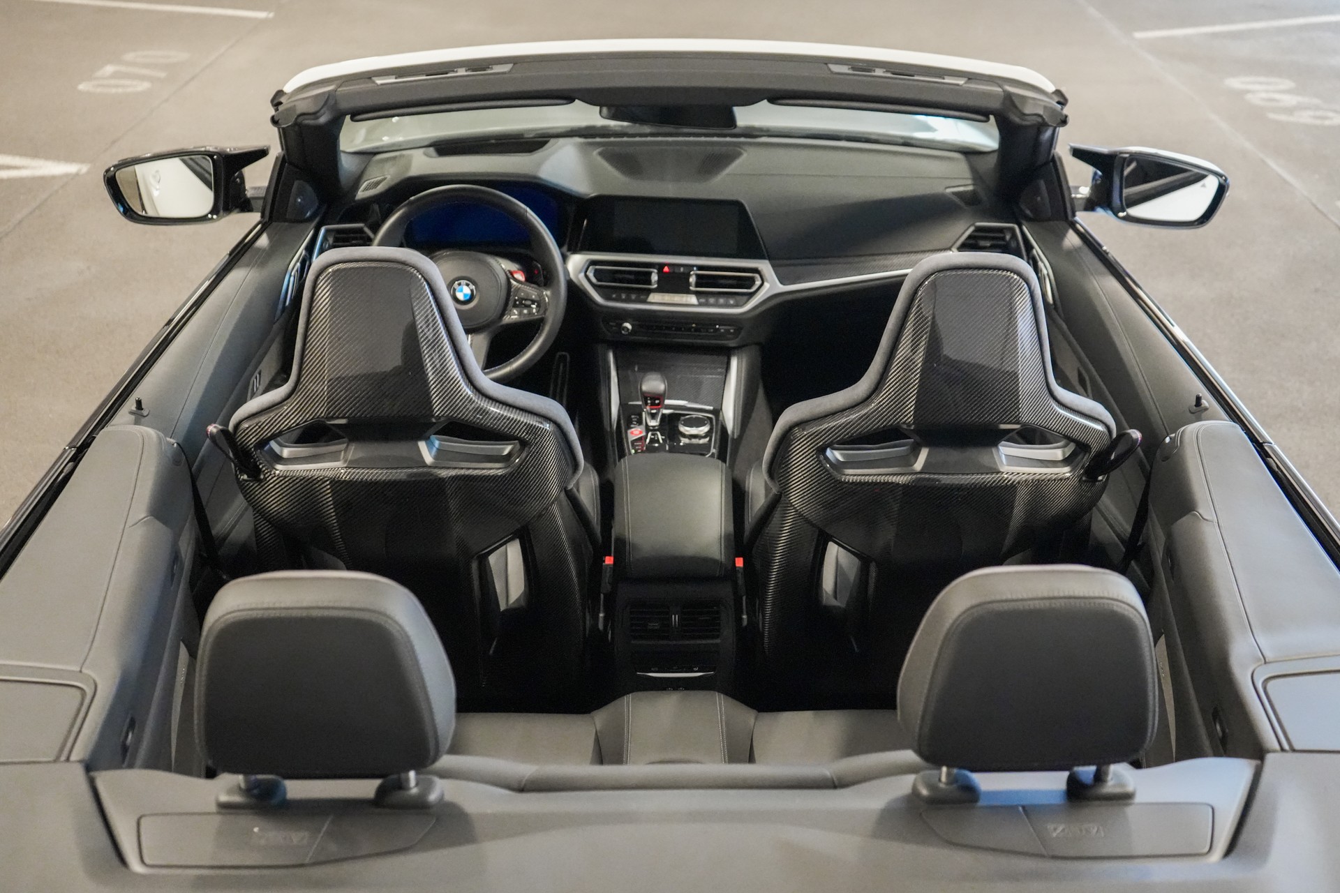 BMW M4 Cabrio Competition M xDrive-image-18